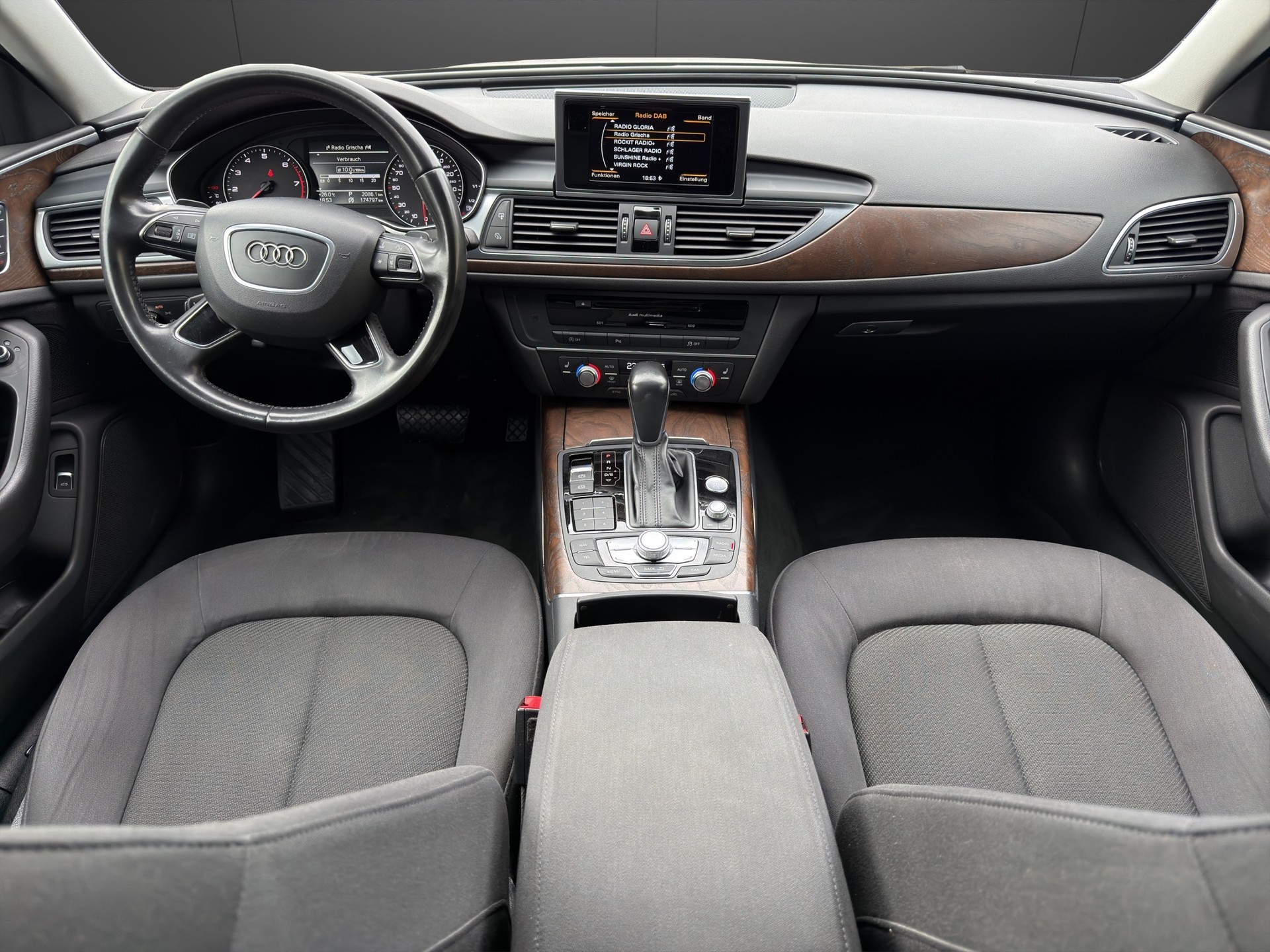 AUDI A6 Avant 2.0 TFSI S-tronic-image-10