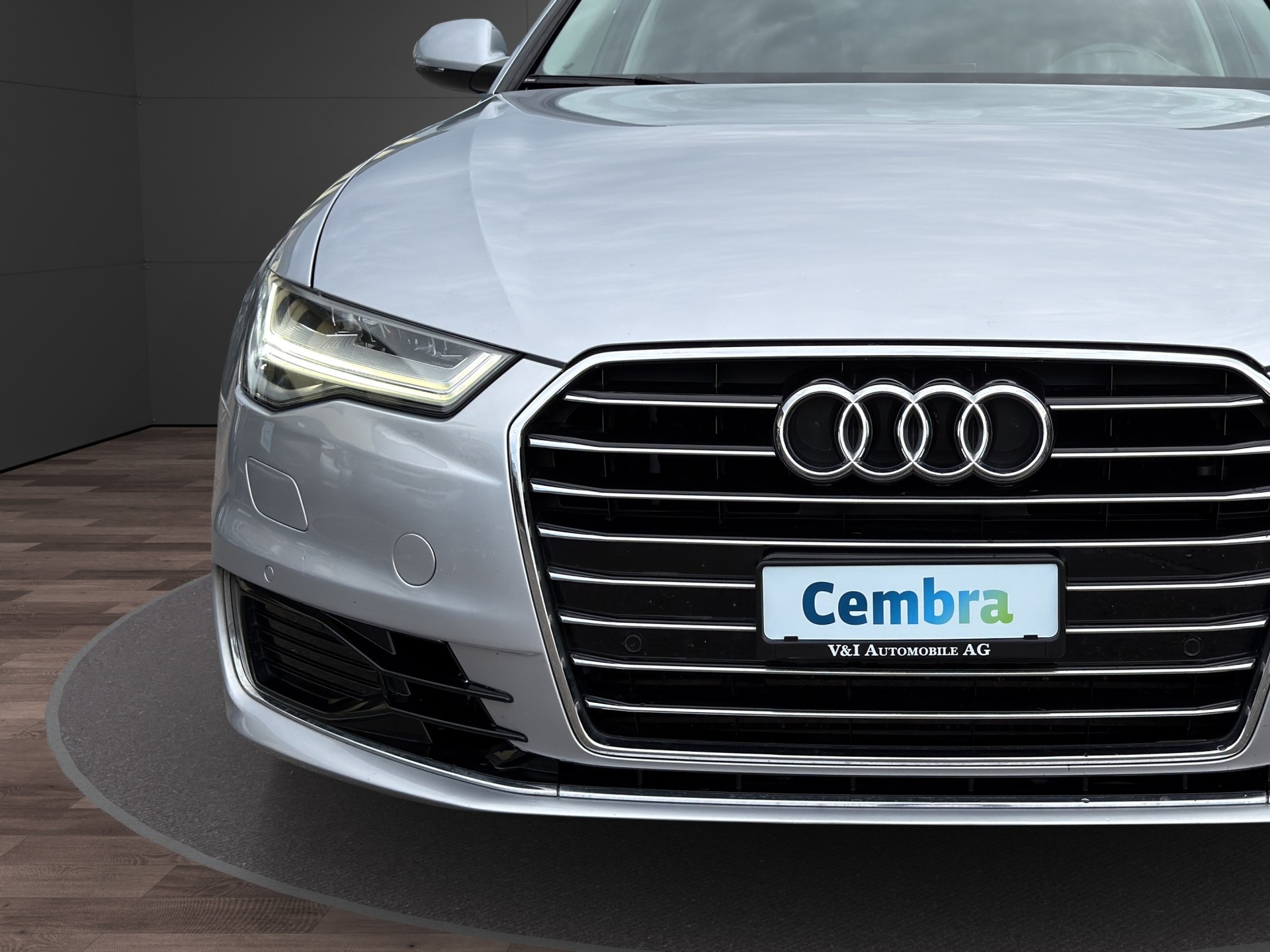 AUDI A6 Avant 2.0 TFSI S-tronic-image-8