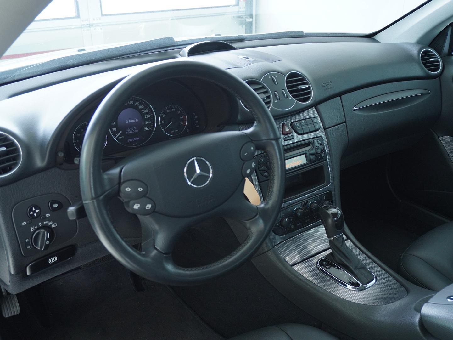 MERCEDES-BENZ CLK 240 Elégance-image-2