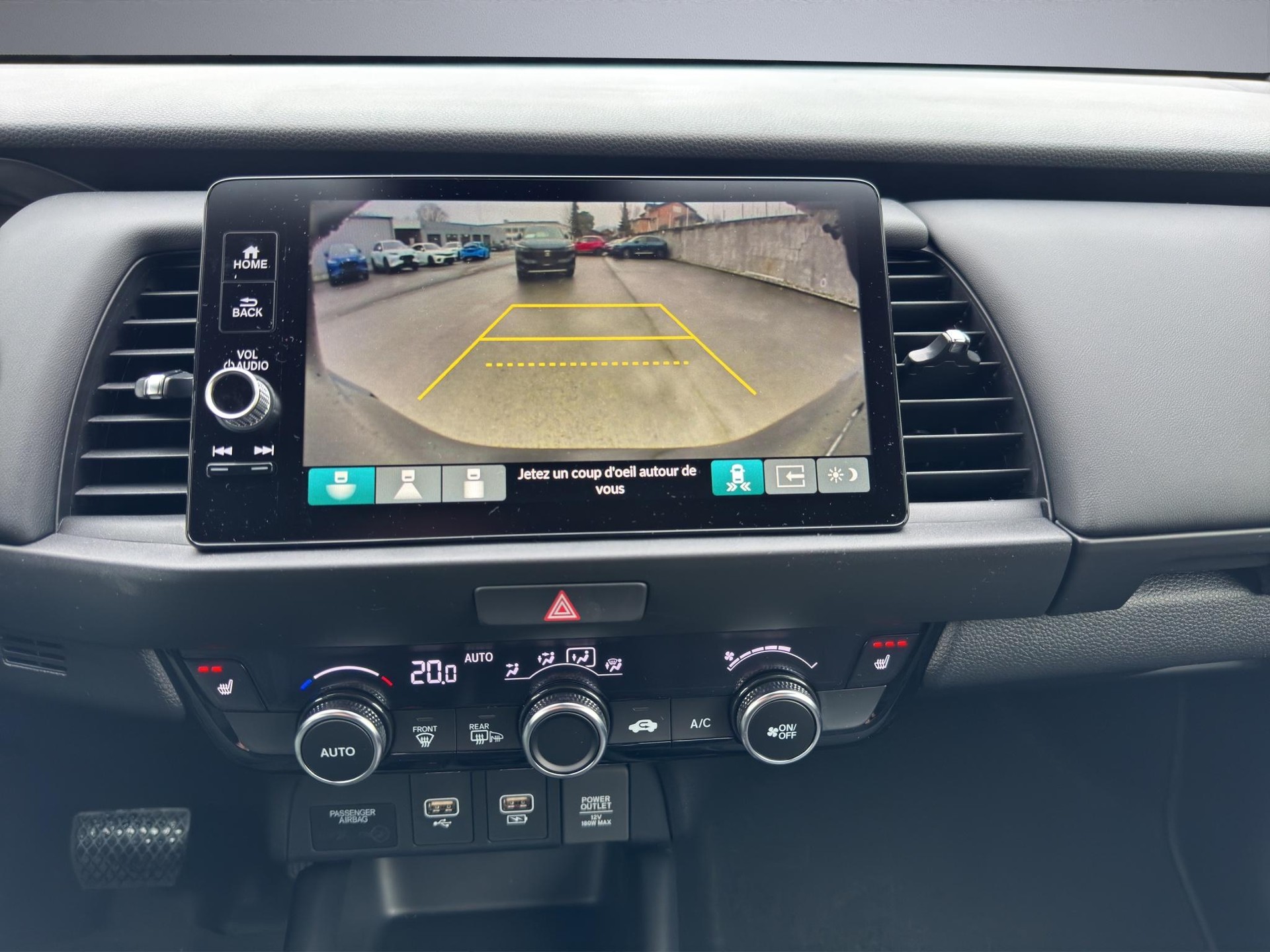 HONDA Jazz 1.5 i-MMD Advance-image-16