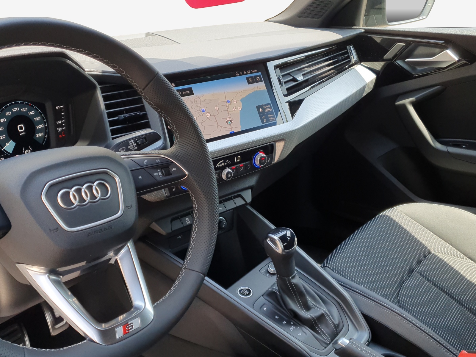 AUDI A1 Sportback 30 TFSI Attraction S-tronic-image-15
