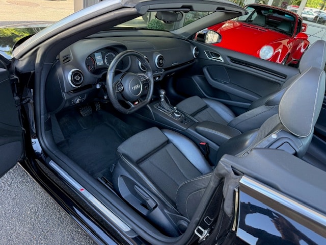 AUDI A3 Cabriolet 1.8 TFSI Ambition quattro S-tronic-image-9