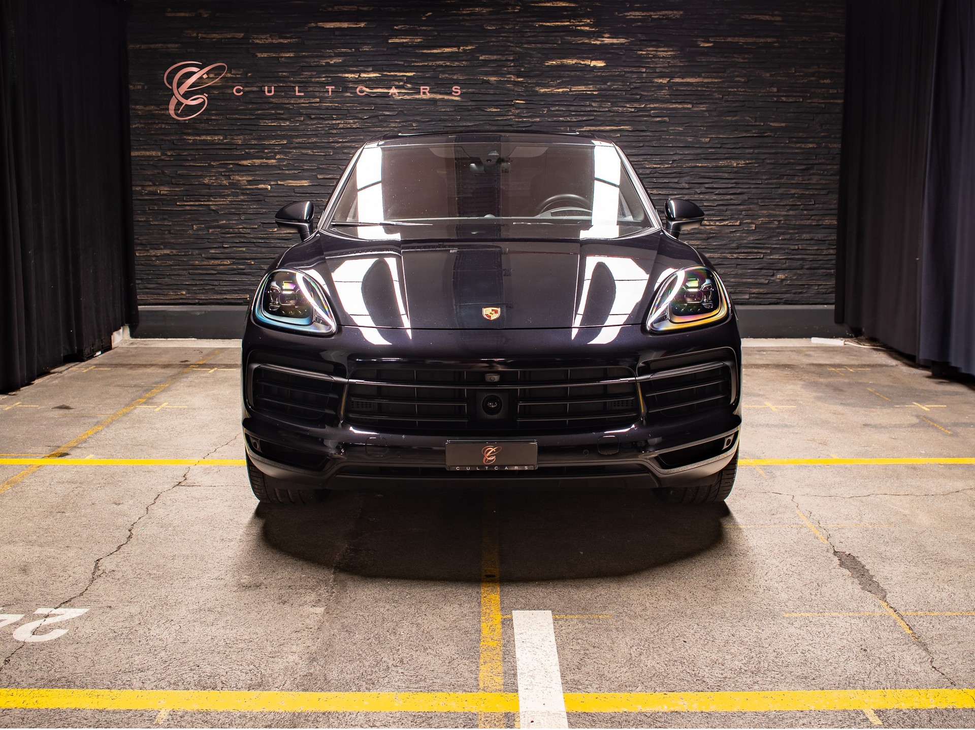 PORSCHE Cayenne E-Hybrid-image-2