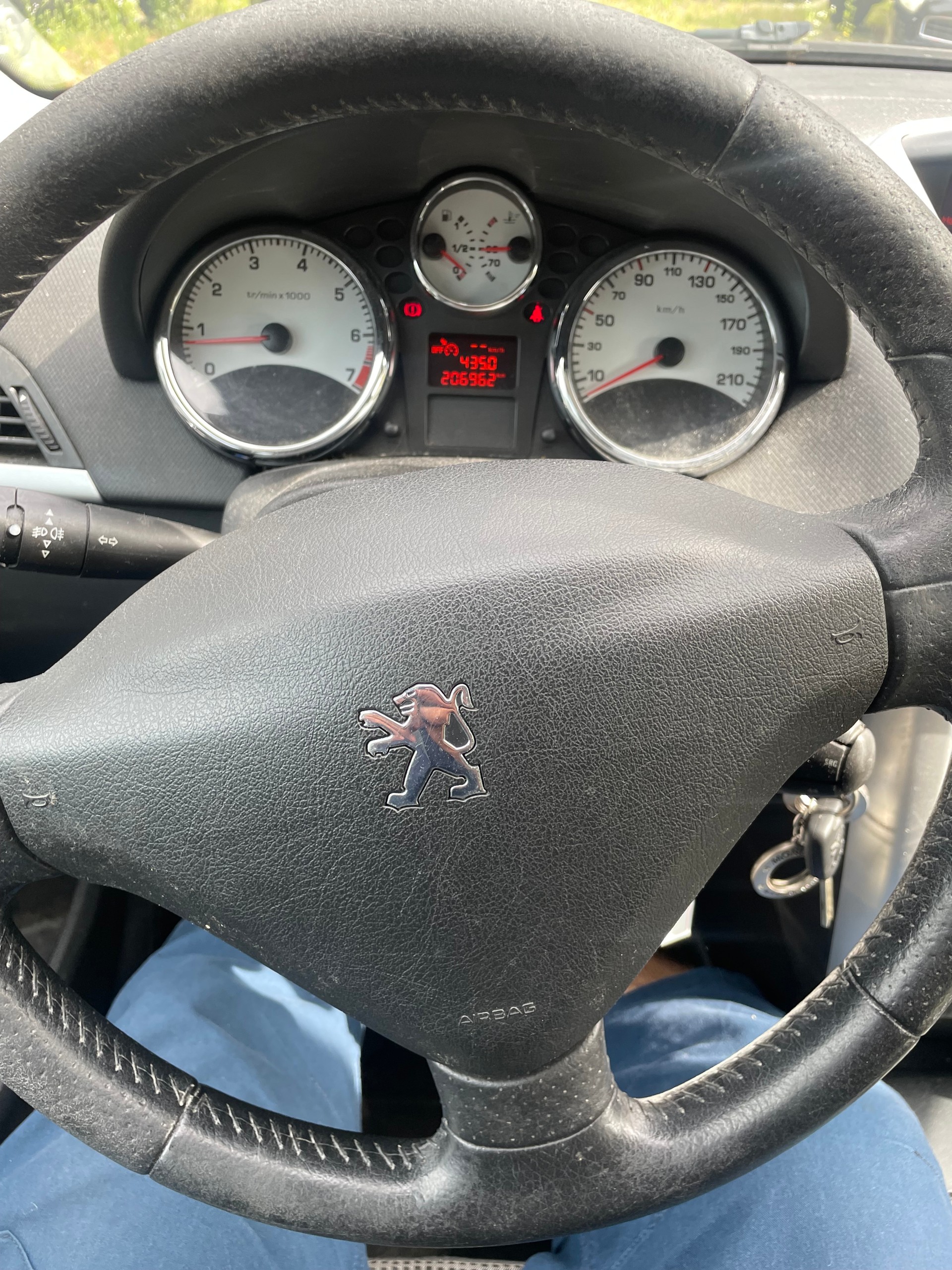 PEUGEOT 207 1.6 16V Sport-image-8