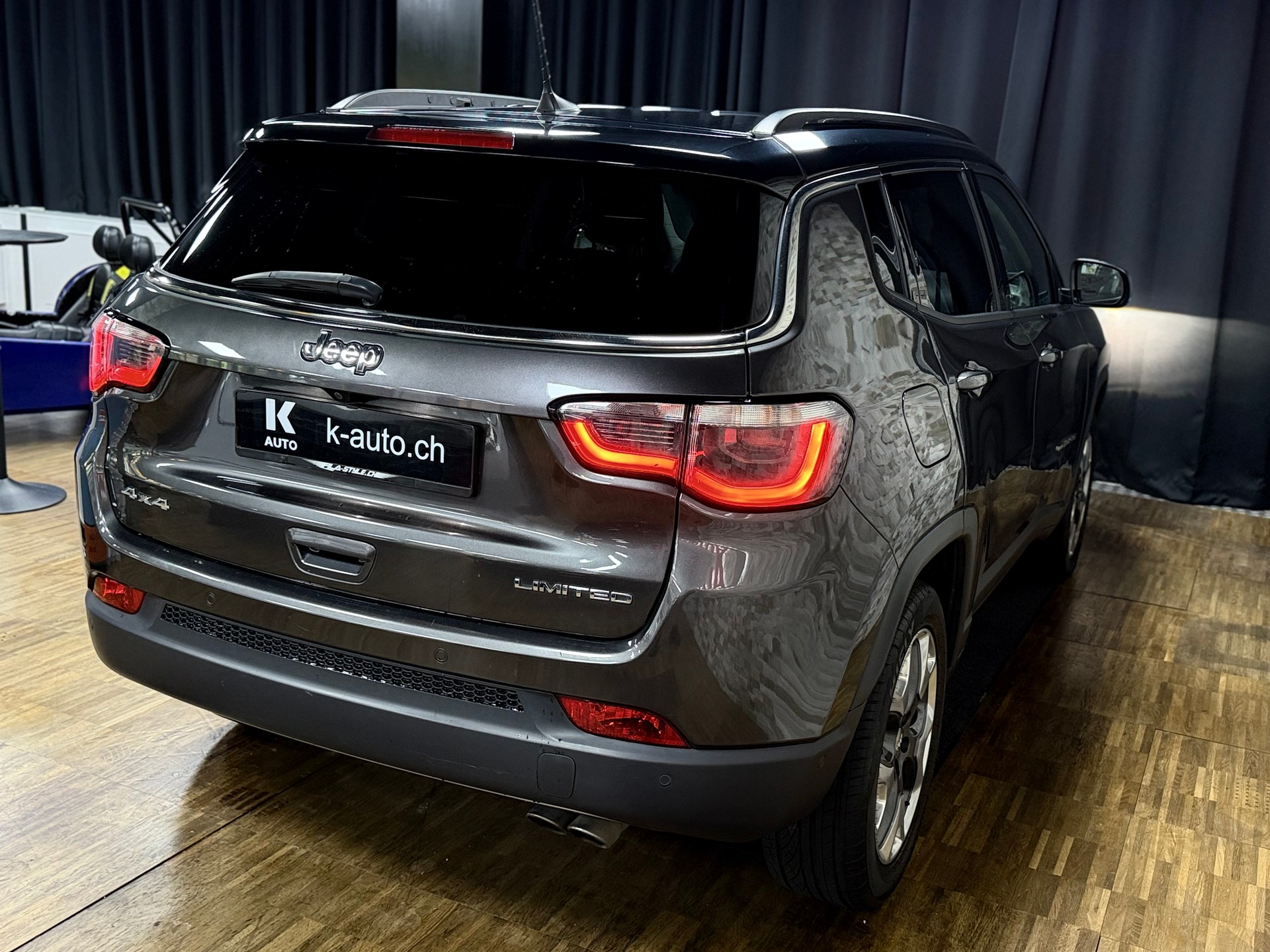 JEEP Compass 2.0CRD Limited AWD 9ATX-image-4