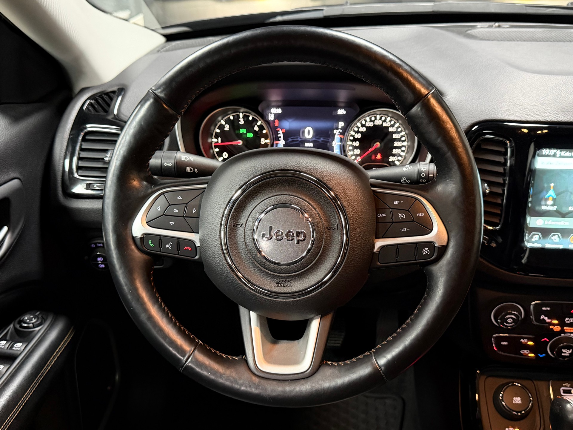 JEEP Compass 2.0CRD Limited AWD 9ATX-image-14