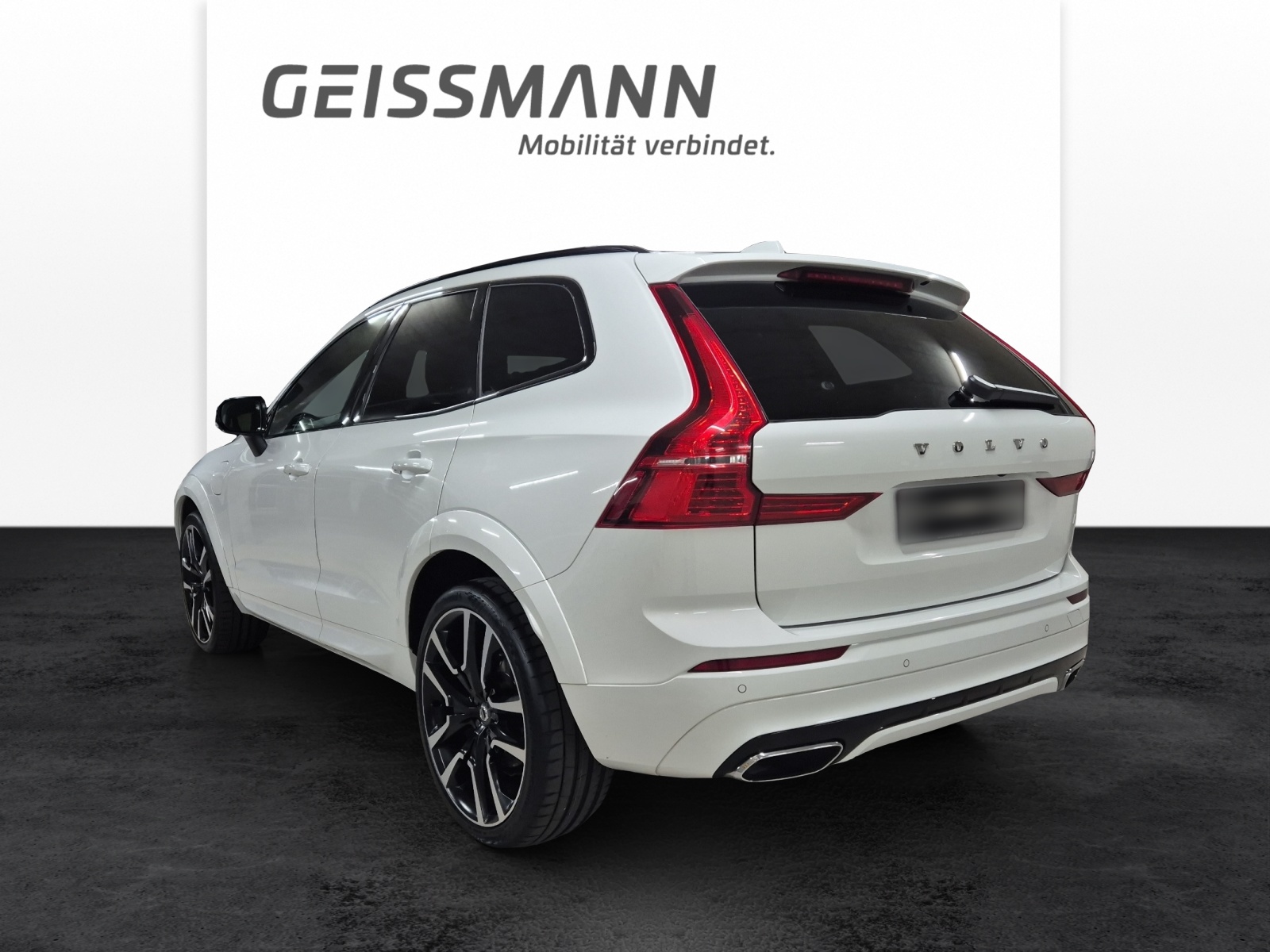 VOLVO XC60 2.0 T8 TE R-Design eAWD-image-5