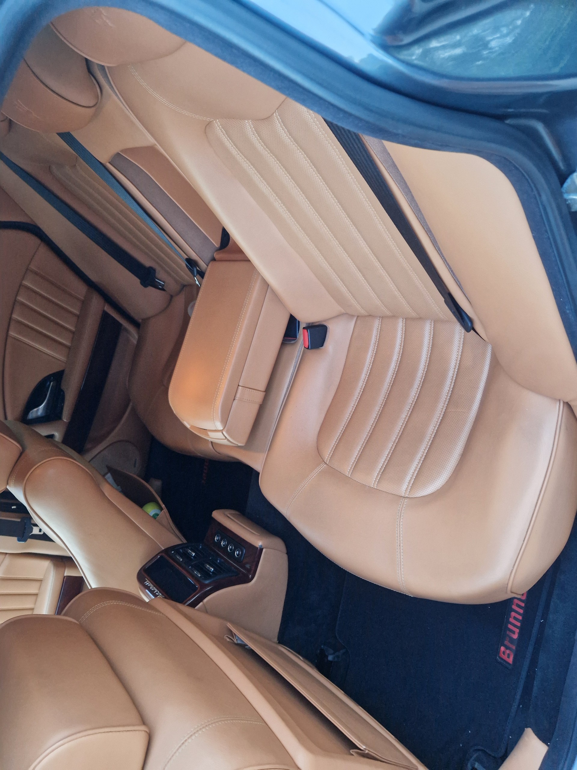 MASERATI Quattroporte 4.2 V8 DuoSelect-image-8