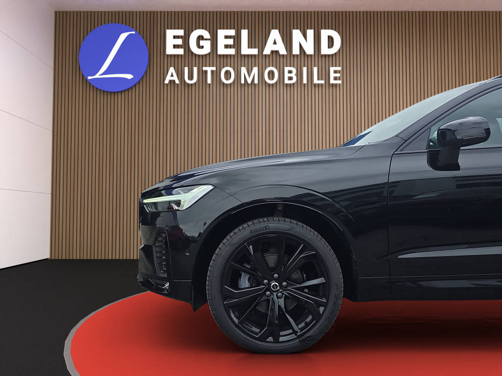 VOLVO XC60 2.0 B5 MH Plus Black Edition AWD-image-9