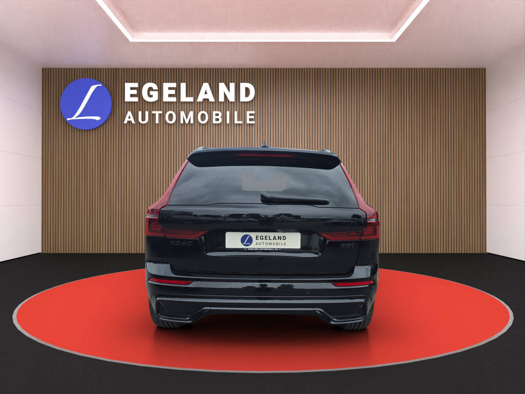VOLVO XC60 2.0 B5 MH Plus Black Edition AWD-image-5