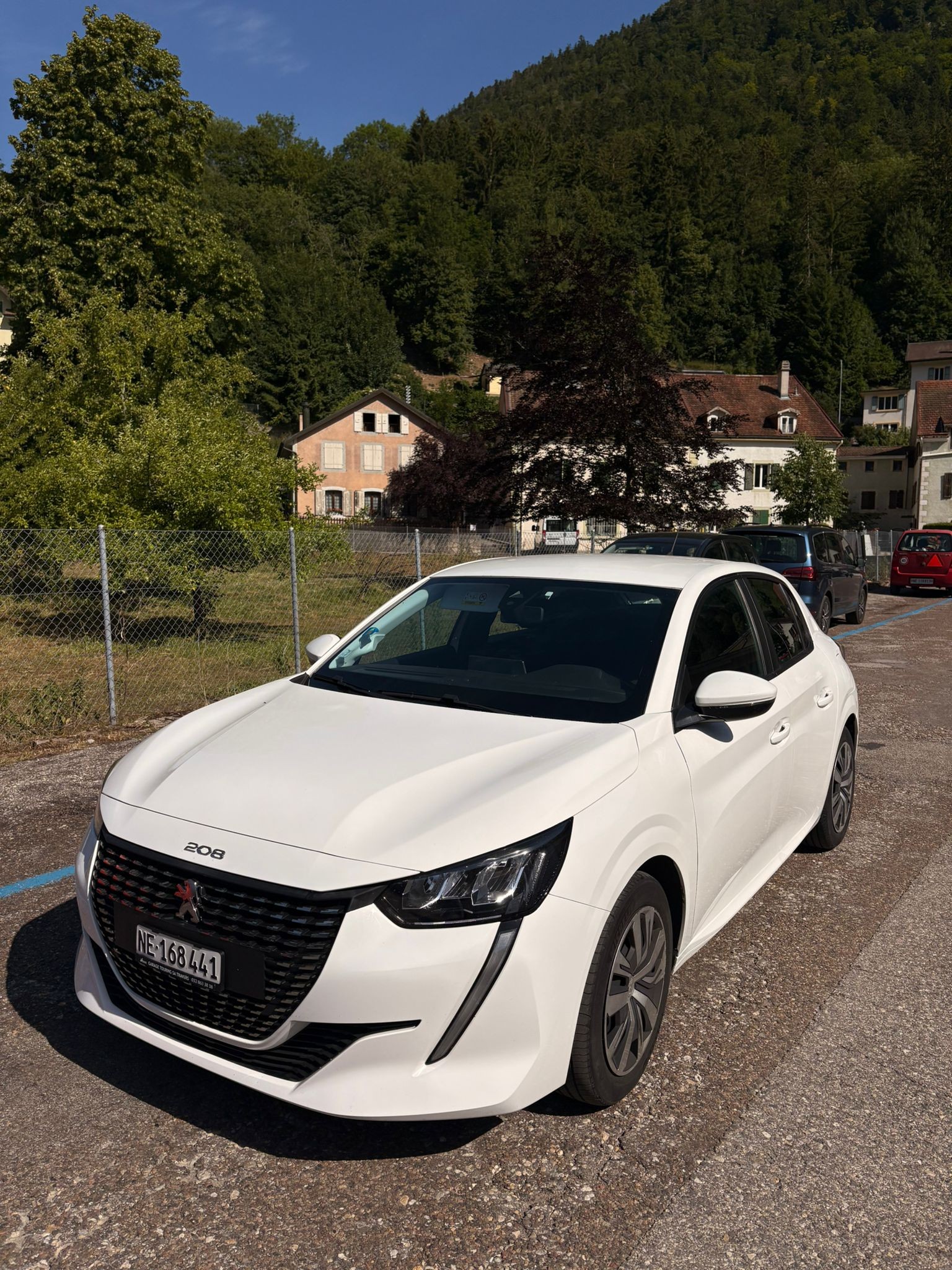 PEUGEOT 1.2 PureTech 100 Active-image-0