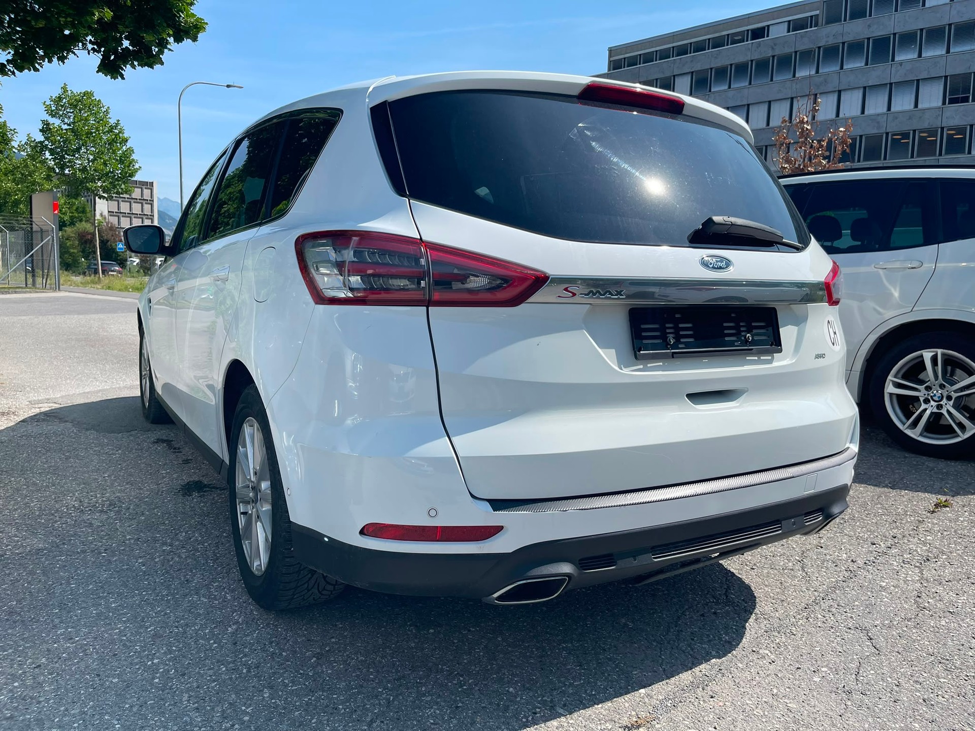 FORD S-Max 2.0 TDCi Titanium AWD PowerShift-image-11