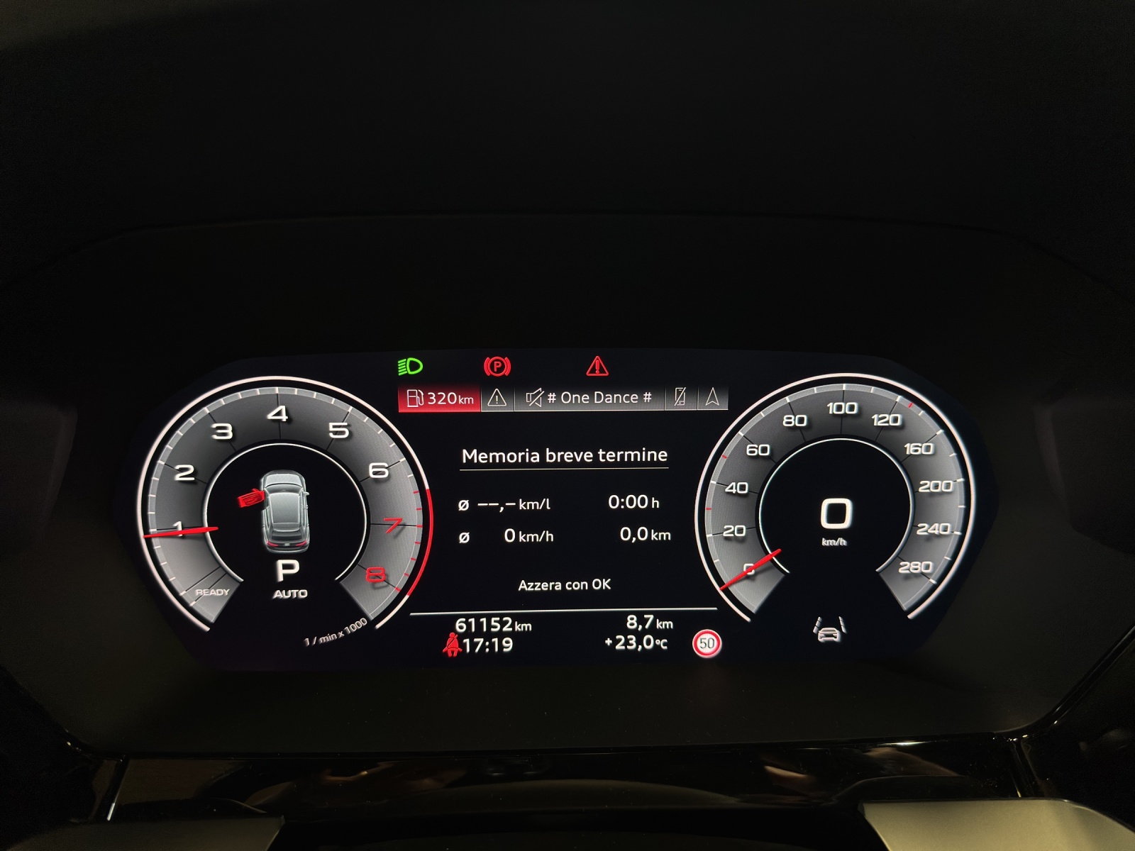 AUDI A3 Sportback 35 TFSI S line Attraction S-tronic-image-15