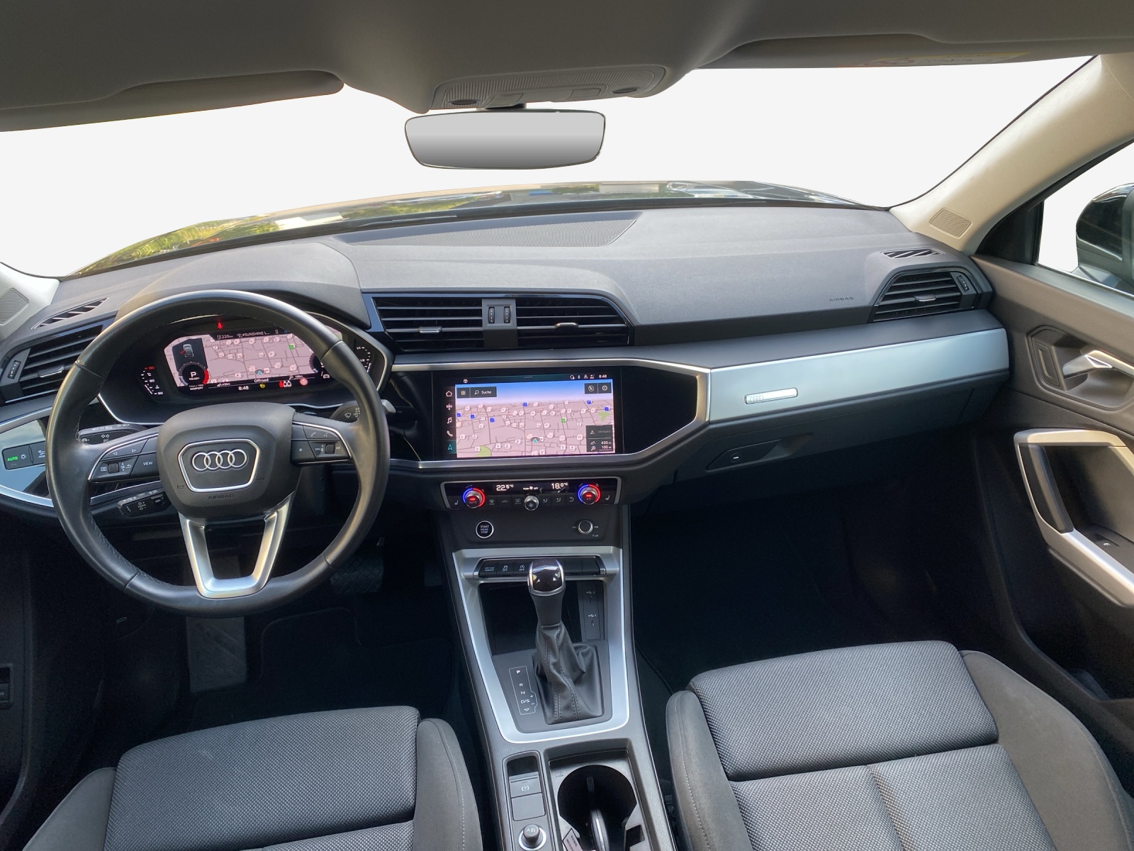 AUDI Q3 Sportback 35 TFSI Attraction S-tronic-image-8