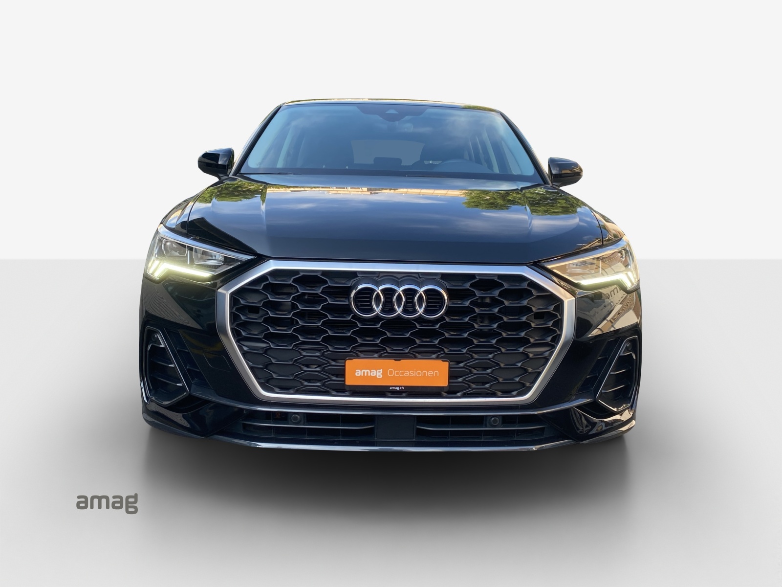 AUDI Q3 Sportback 35 TFSI Attraction S-tronic-image-6