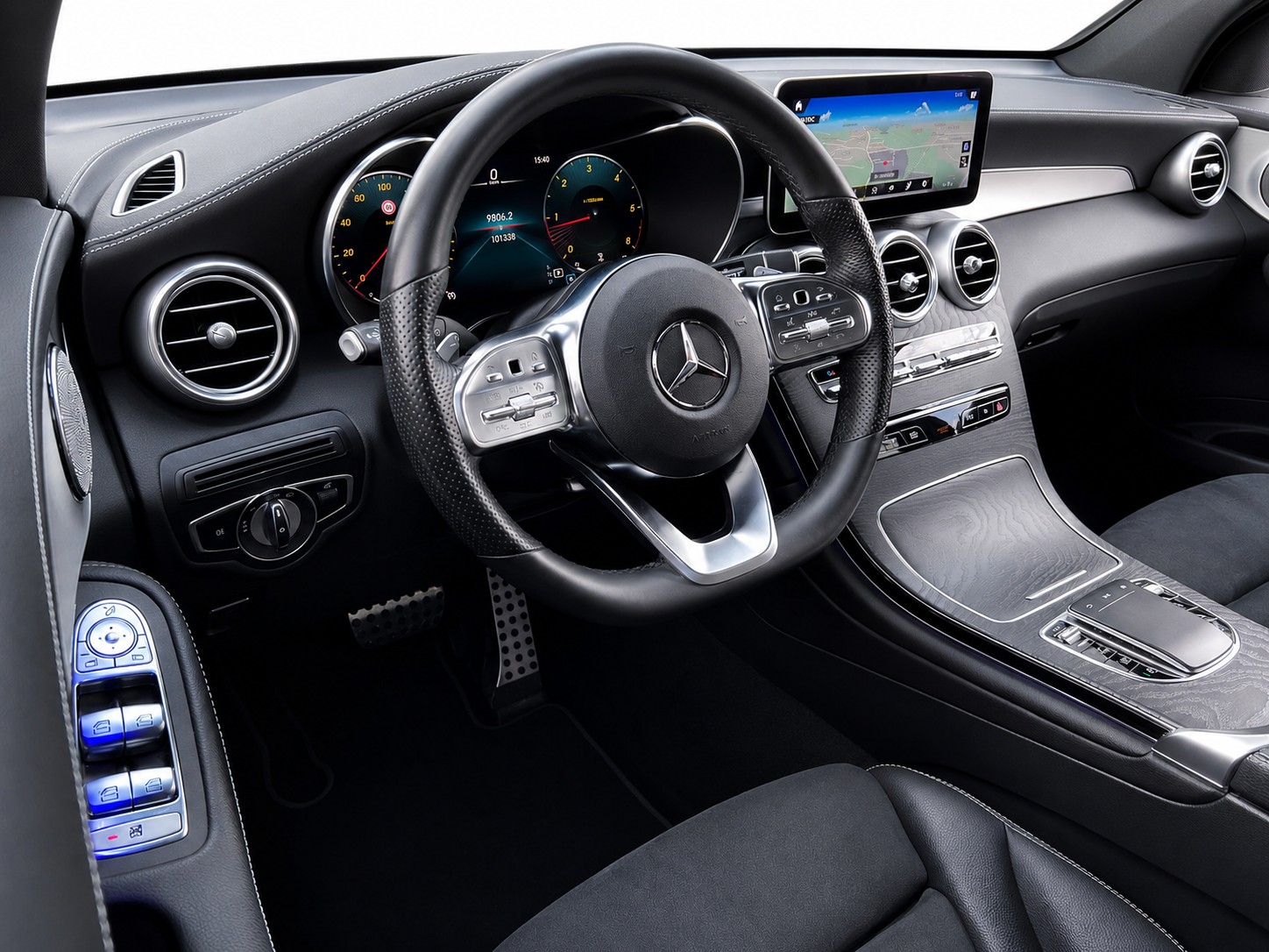 MERCEDES-BENZ GLC 220 d AMG Line 4m CH FAHRZEUG AUS 1. HAND-image-8