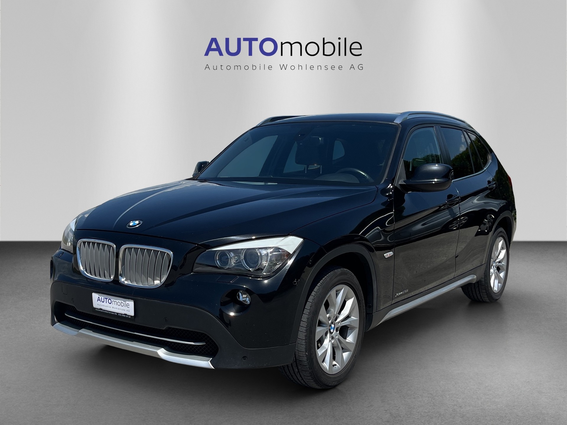 BMW X1 xDrive 28i Steptronic-showroom-element-1