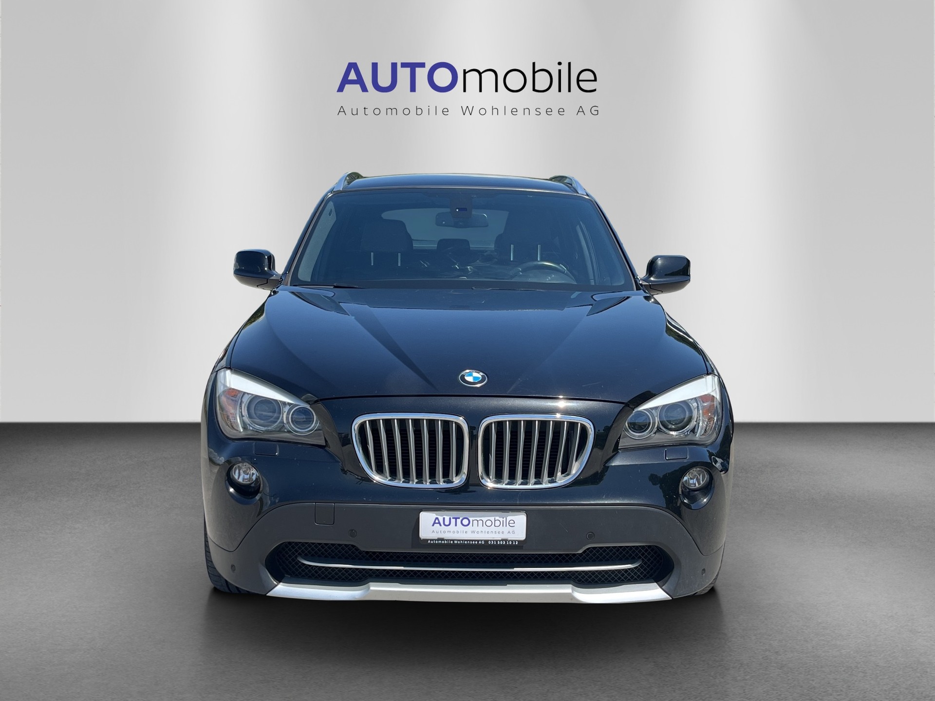 BMW X1 xDrive 28i Steptronic-showroom-element-2