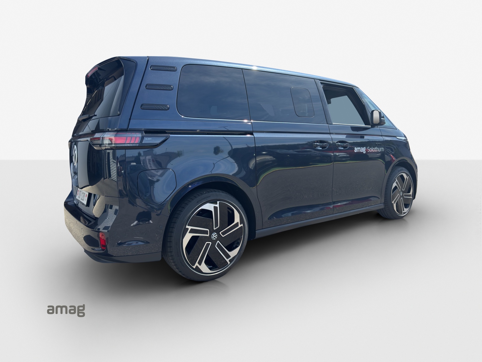 VW ID.Buzz NWB GTX 4 Motion-image-4