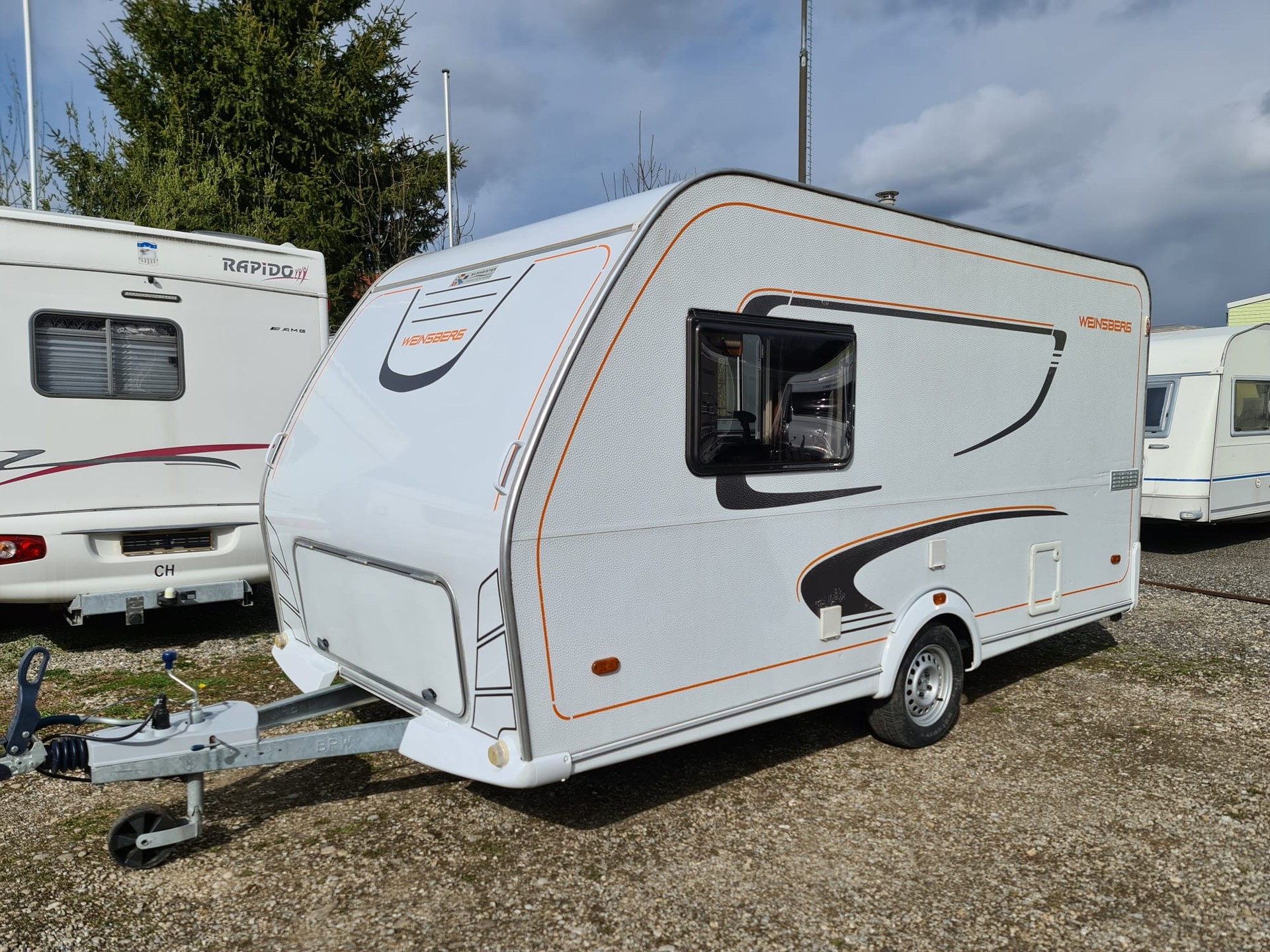 WEINSBERG W561-image-0