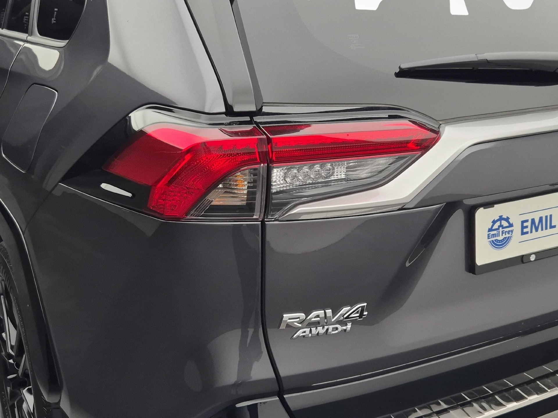 TOYOTA RAV4 2.5 HEV Style-image-19