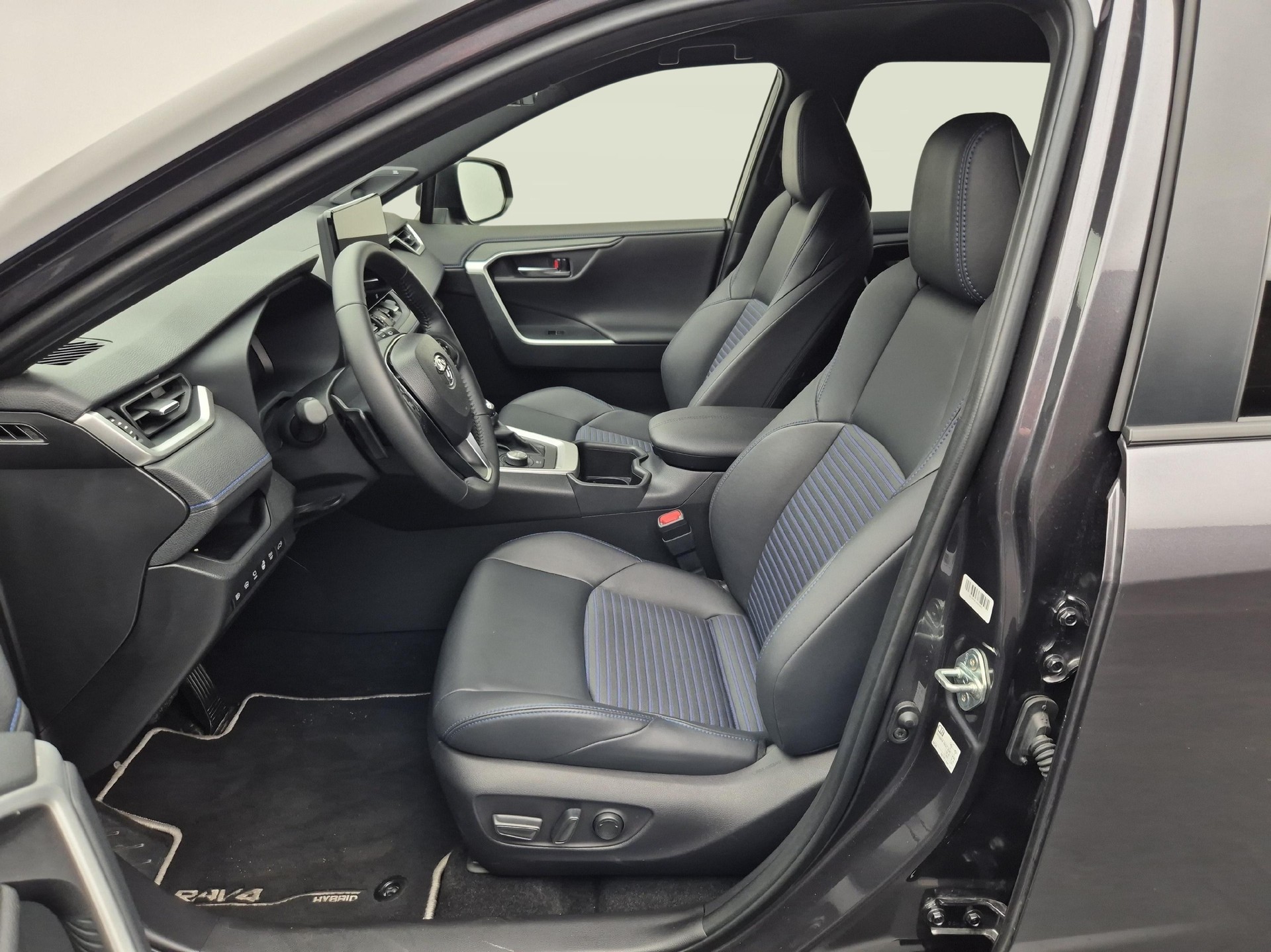 TOYOTA RAV4 2.5 HEV Style-image-2