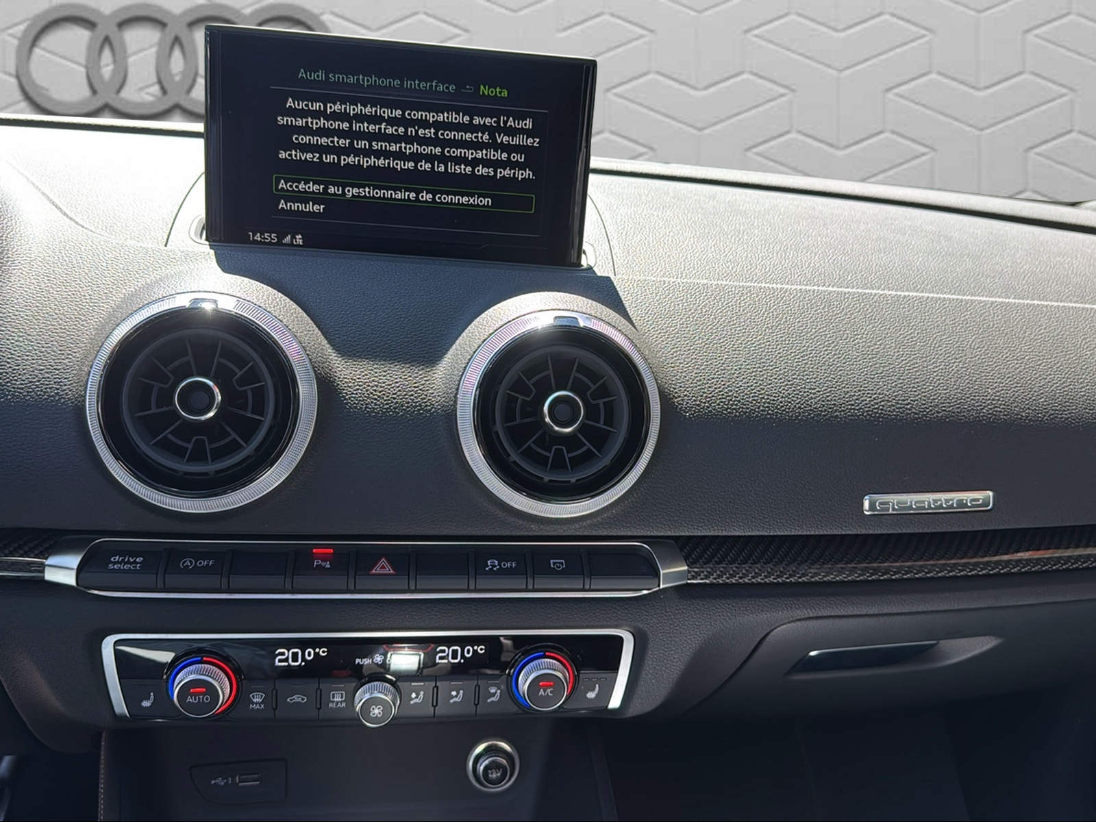 AUDI RS3 Sportback 2.5 TSI quattro S-tronic-image-19