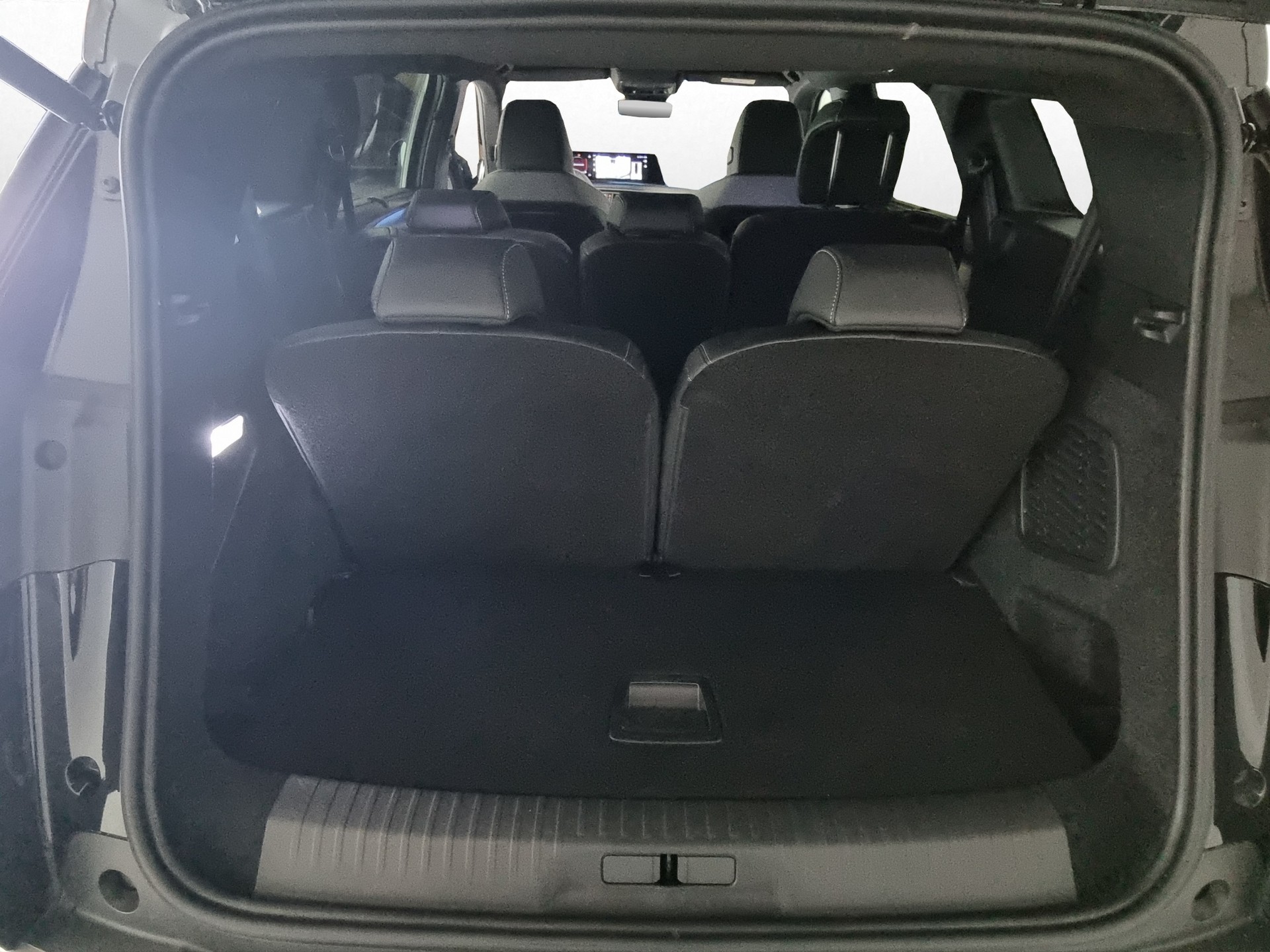 PEUGEOT 5008 145 Hybrid GT 7-Plätzer-image-15
