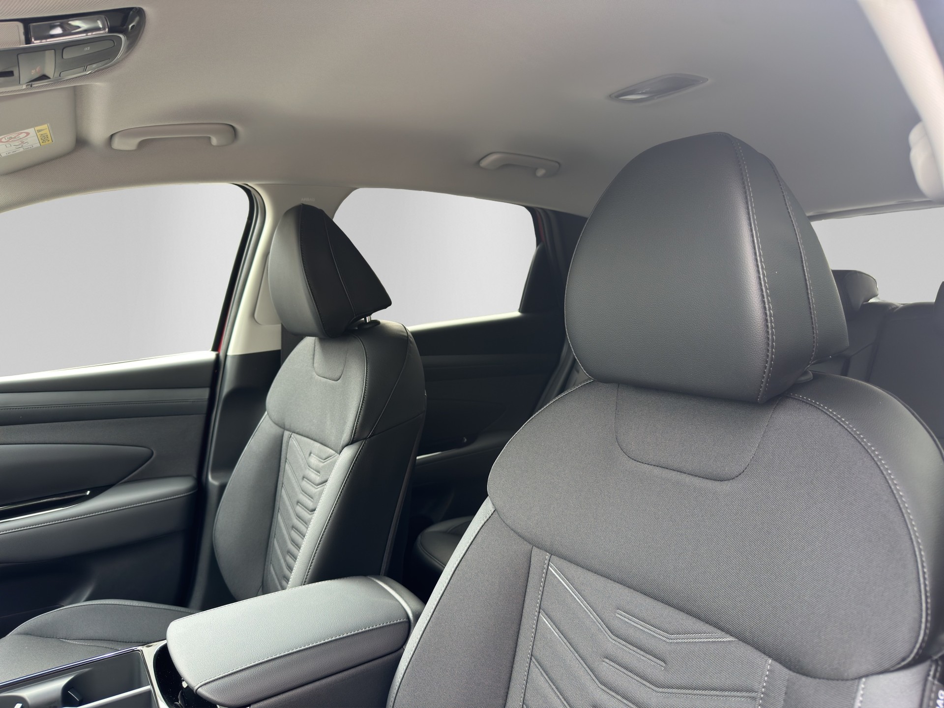HYUNDAI Tucson 1.6 HEV Amplia 4WD-image-12