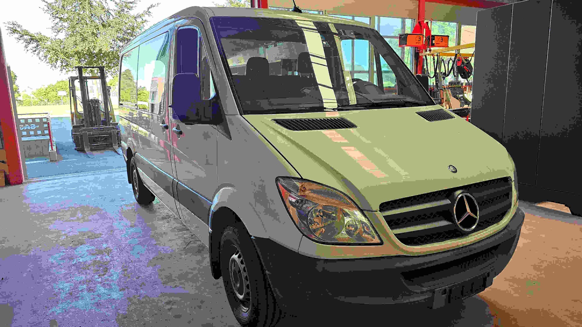 MERCEDES-BENZ Sprinter 311 CDI Standard-image-1
