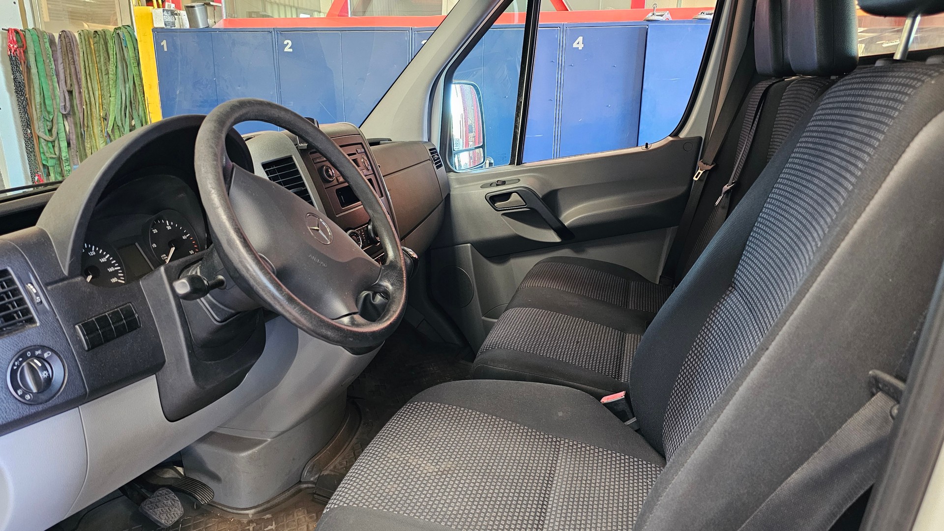 MERCEDES-BENZ Sprinter 311 CDI Standard-image-7