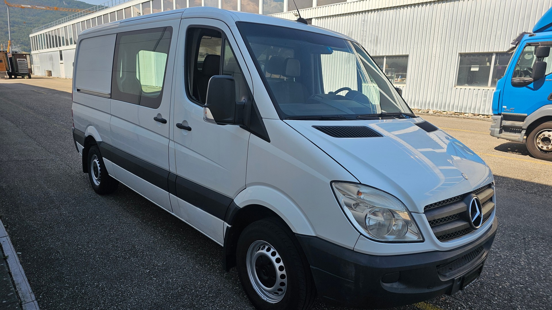 MERCEDES-BENZ Sprinter 311 CDI Standard-image-2