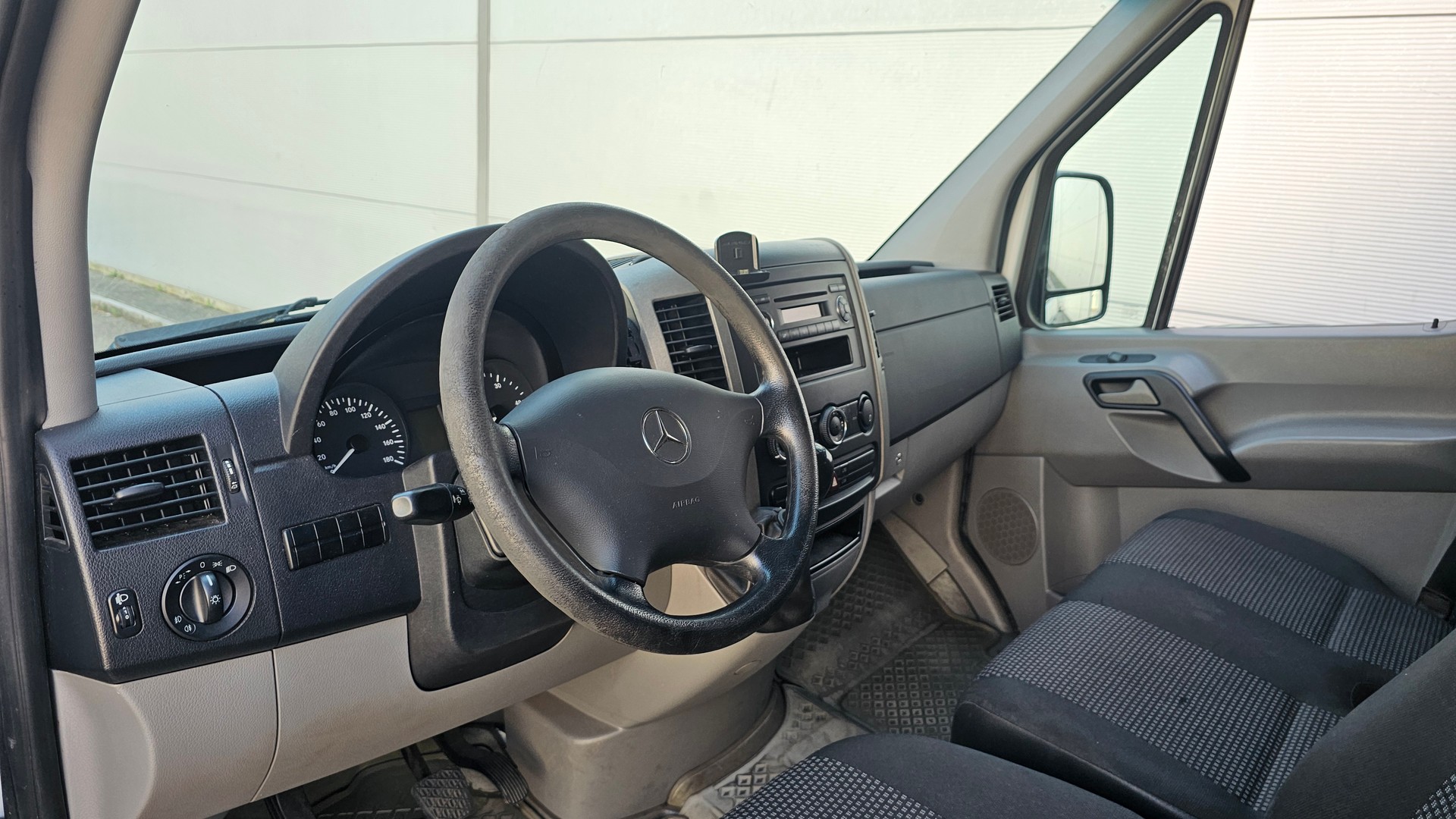 MERCEDES-BENZ Sprinter 311 CDI Standard-image-7