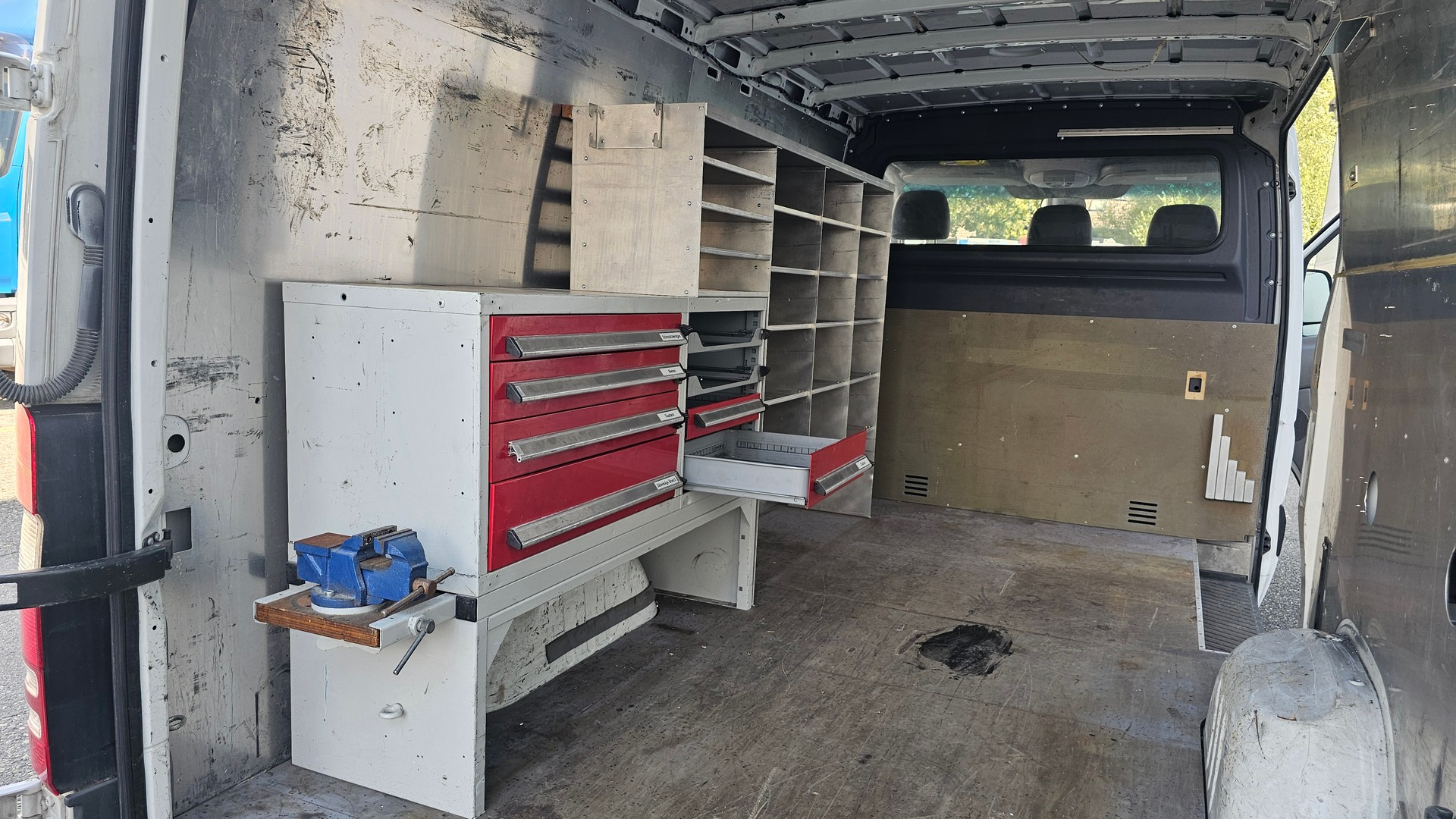 MERCEDES-BENZ Sprinter 311 CDI Standard-image-13