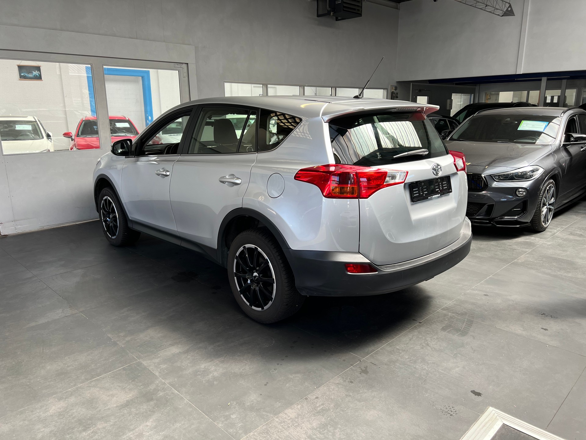 TOYOTA RAV-4 2.0 16V Luna Multidrive S-image-1