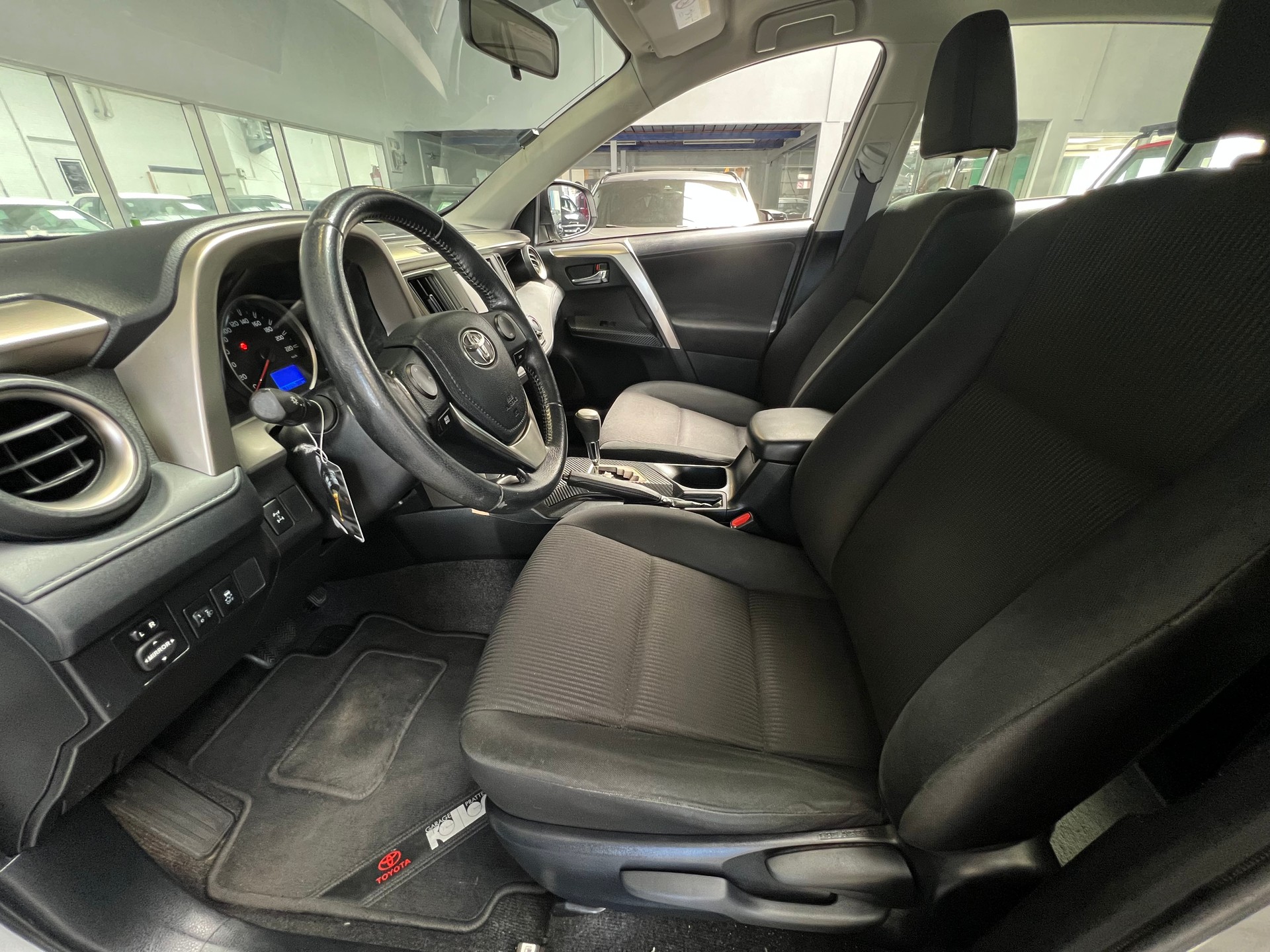TOYOTA RAV-4 2.0 16V Luna Multidrive S-image-6