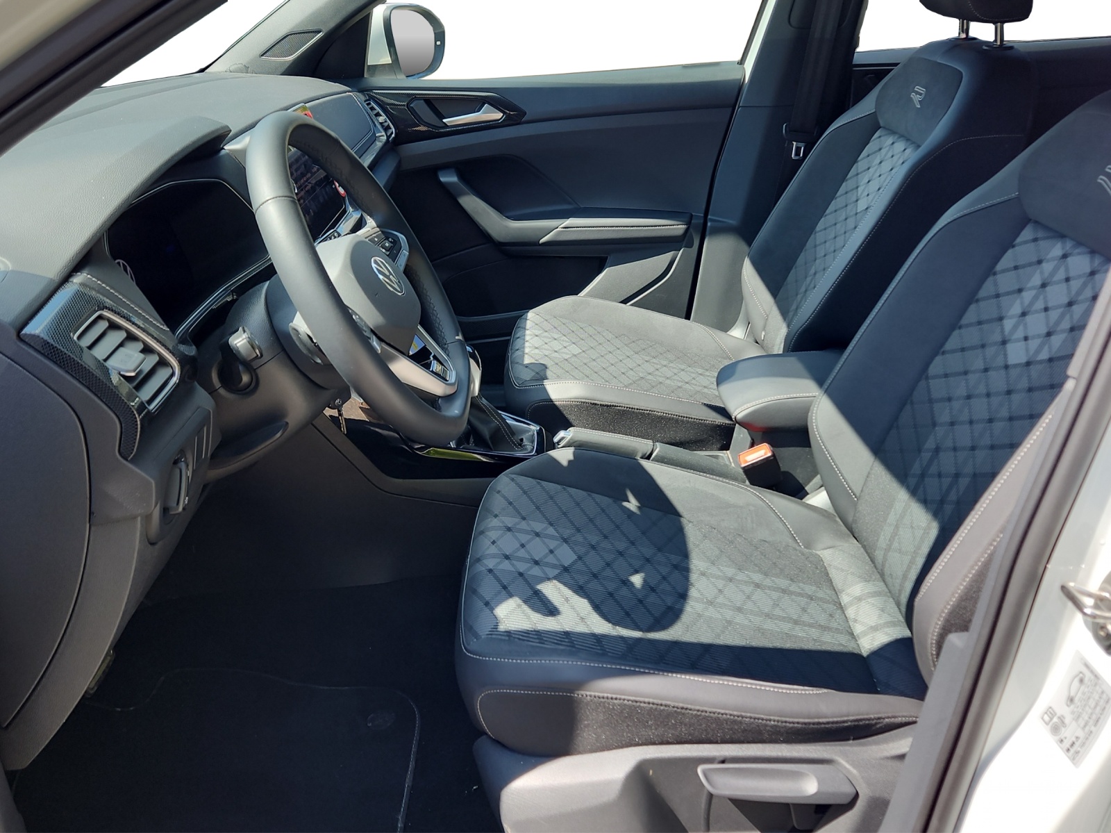 VW T-Cross 1.5 TSI EVO ACT R-Line DSG-image-8