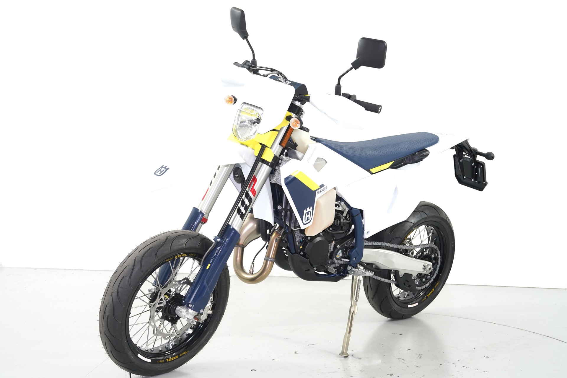 HUSQVARNA TE 300i 2t Supermoto-showroom-element-2