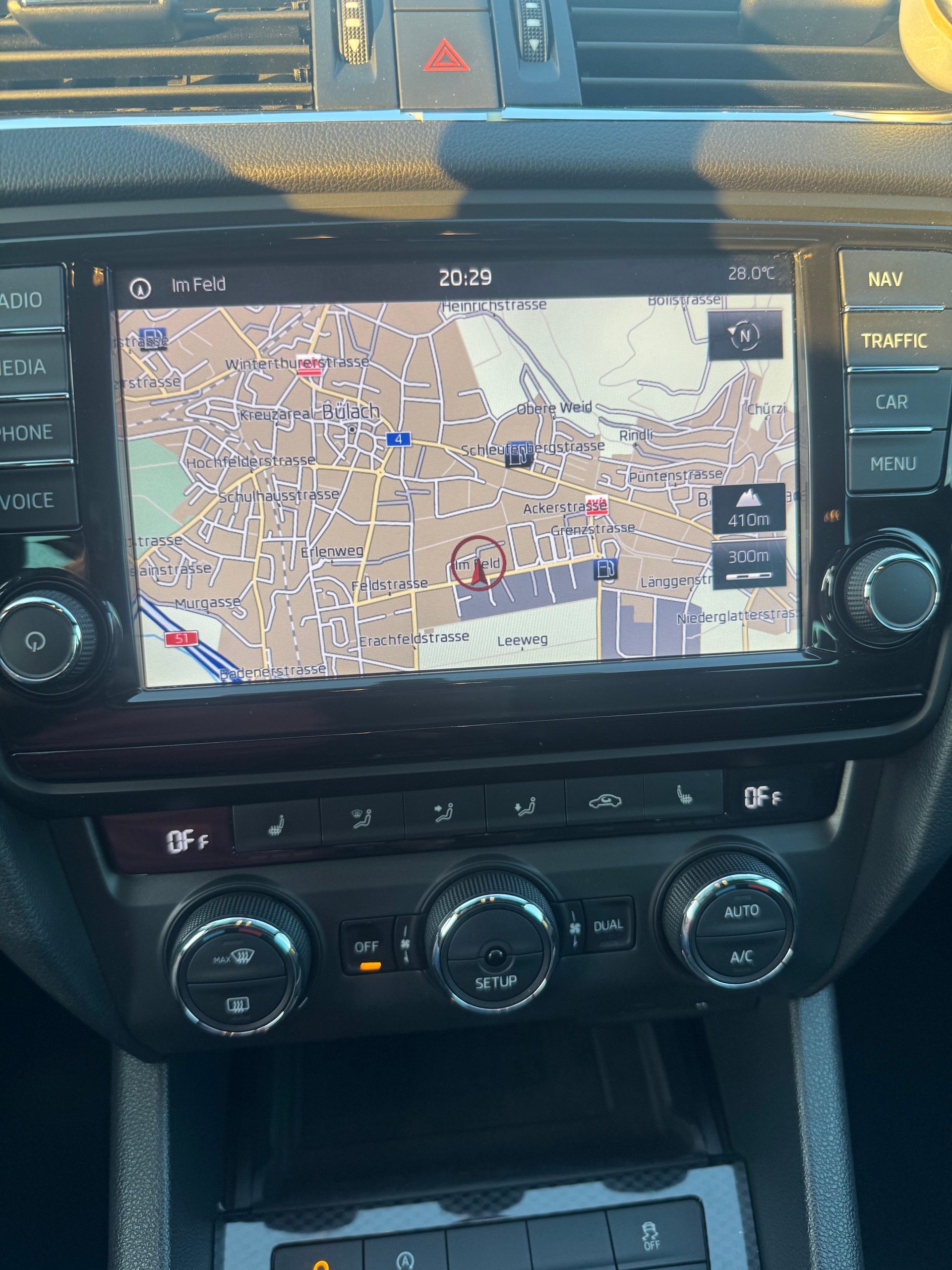 SKODA Octavia Combi 2.0 TSI RS-image-9
