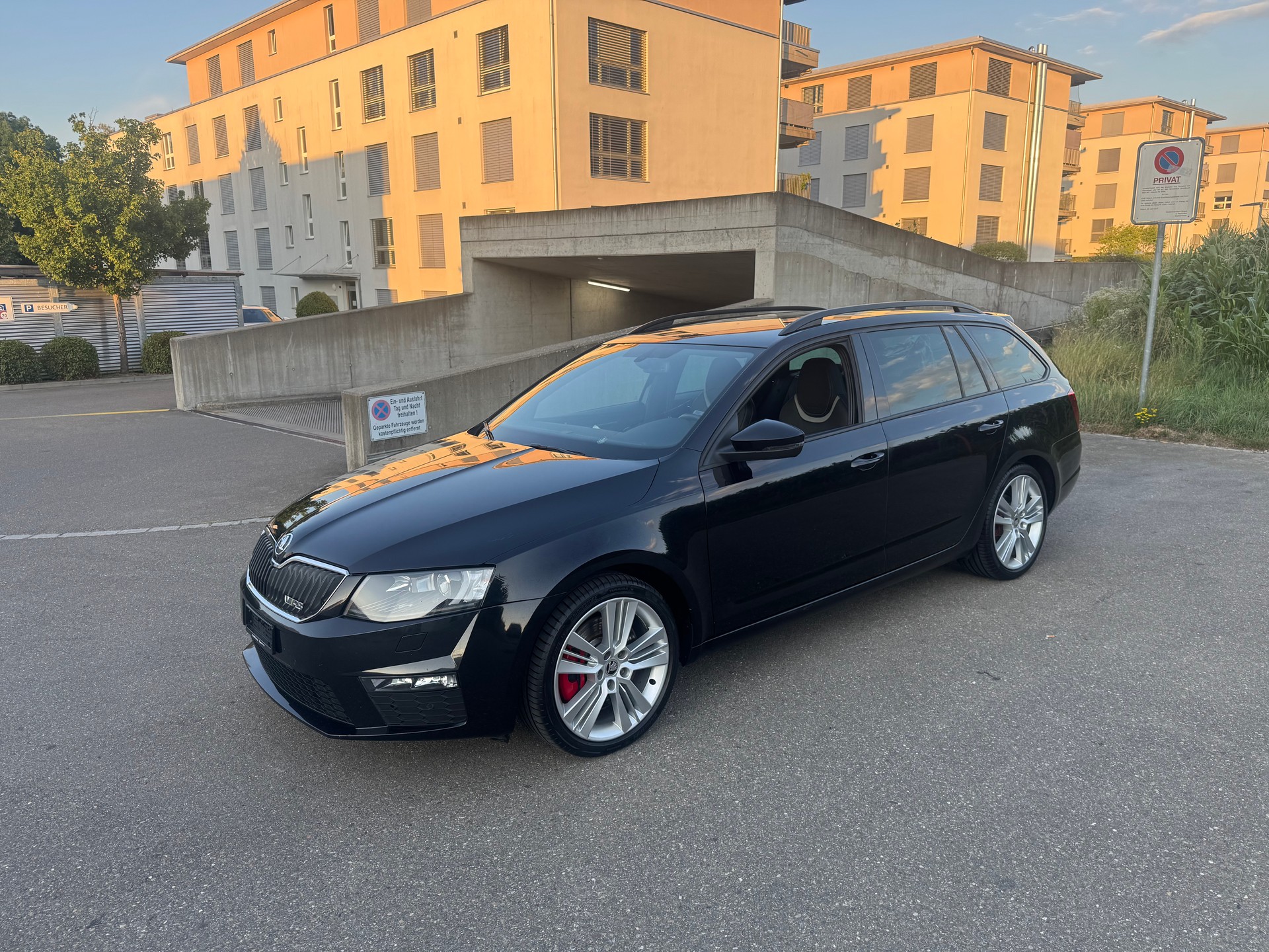 SKODA Octavia Combi 2.0 TSI RS