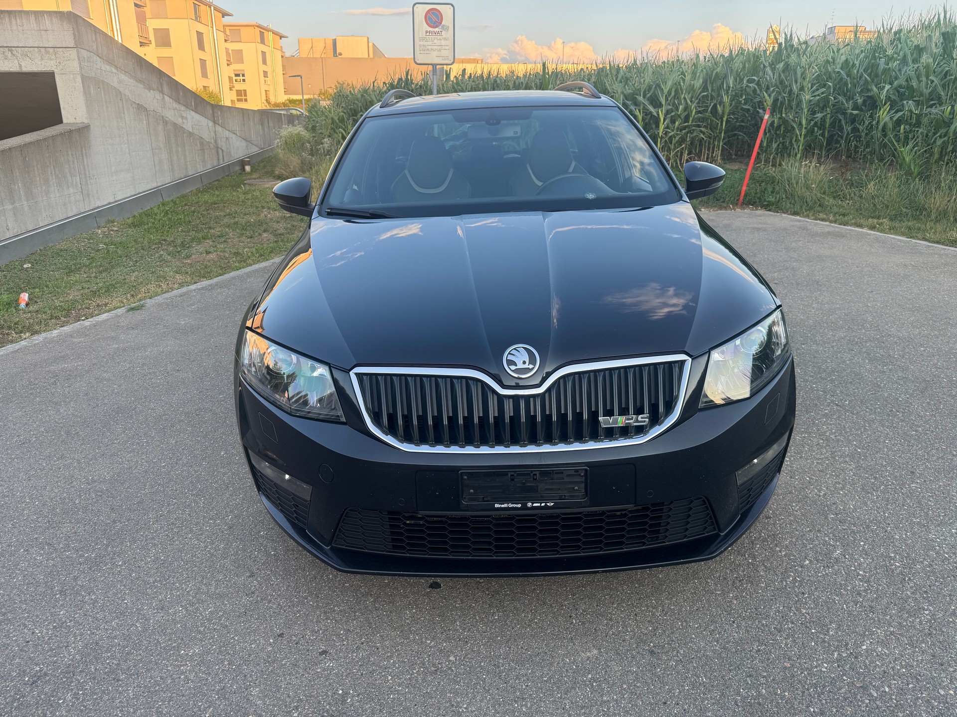 SKODA Octavia Combi 2.0 TSI RS-image-5