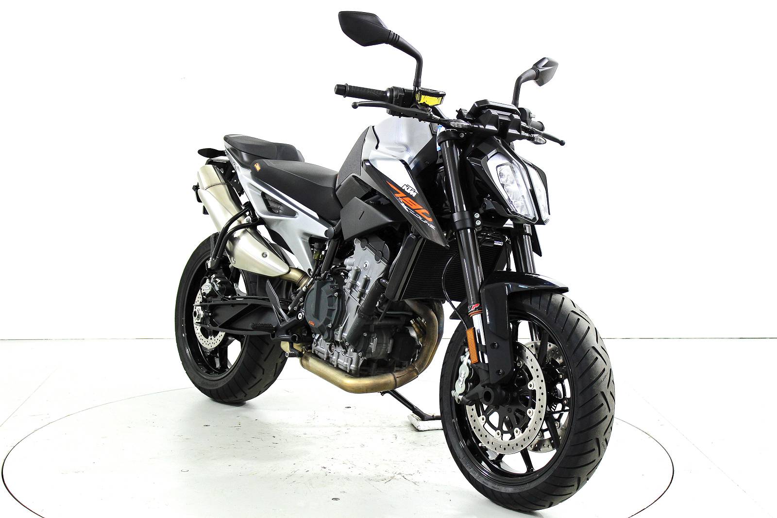 KTM 790 Duke ABS-showroom-element-1