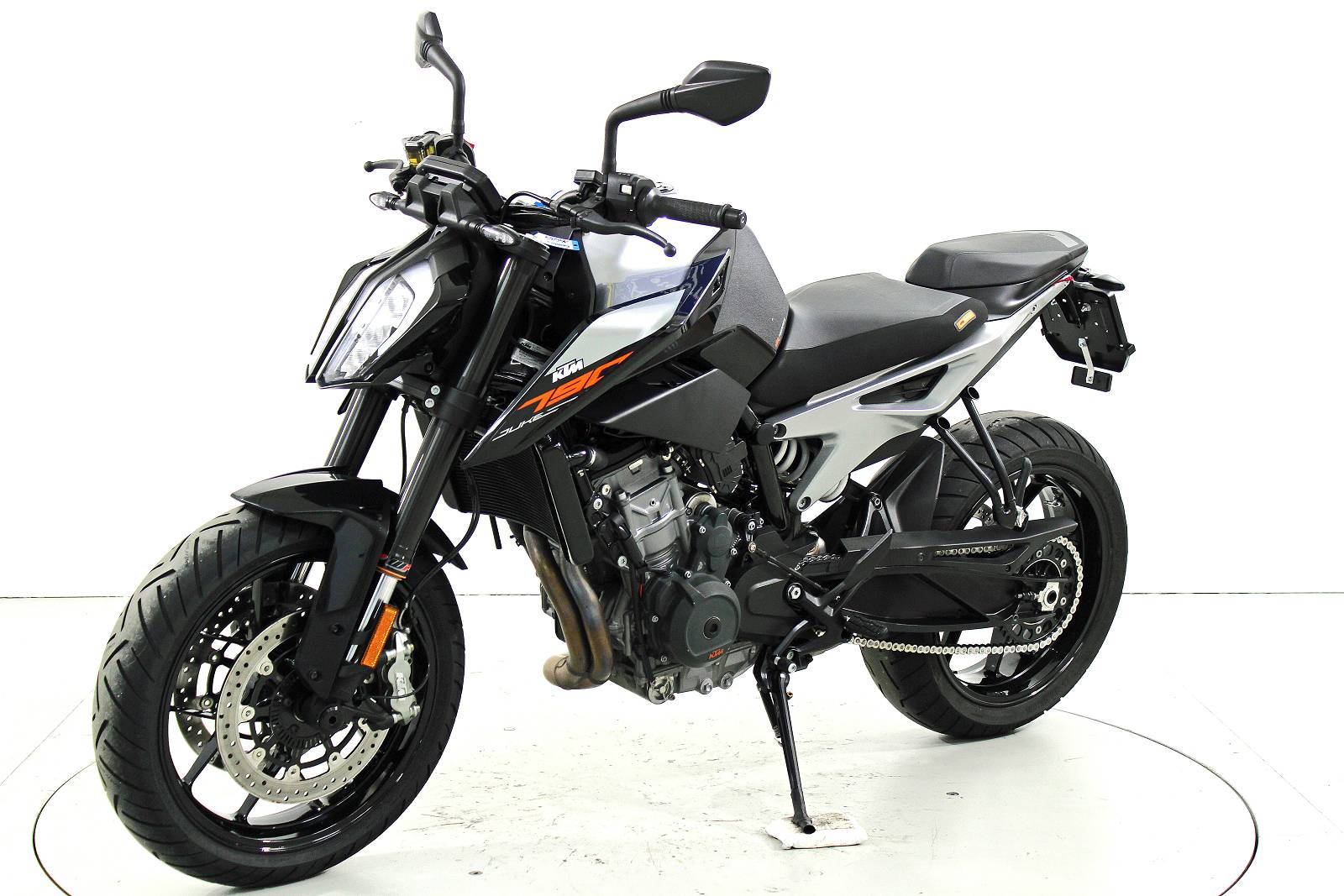 KTM 790 Duke ABS-showroom-element-2