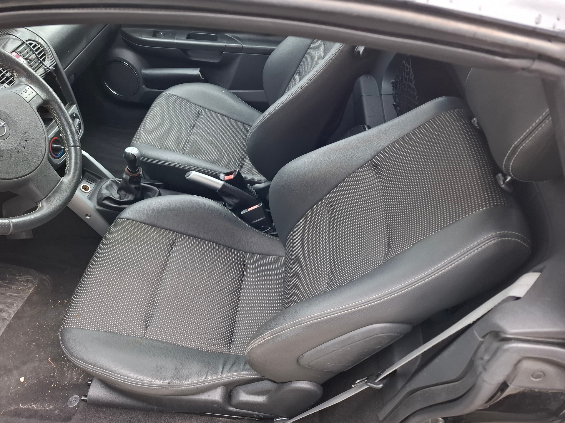 OPEL Tigra 1.8 Enjoy-image-6