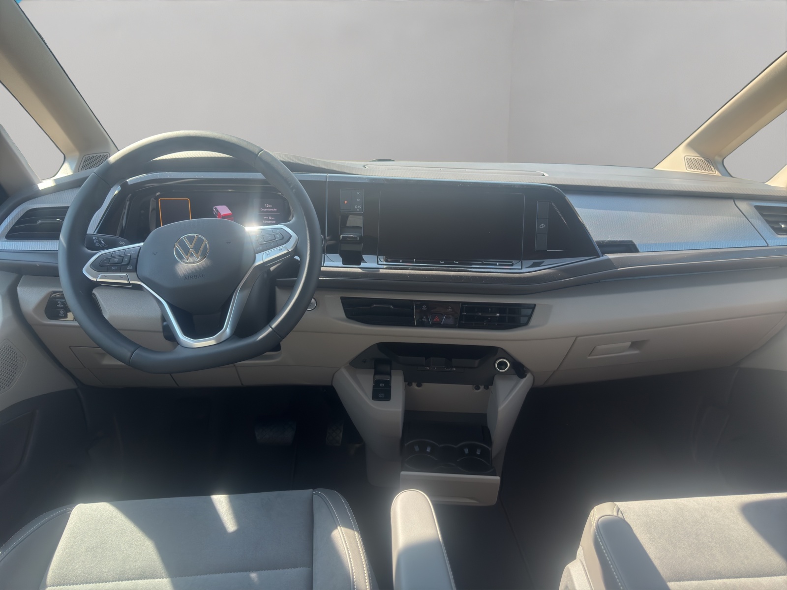 VW VW T7 California 2.0 TSI DSG Beach Tour Liberty-image-4