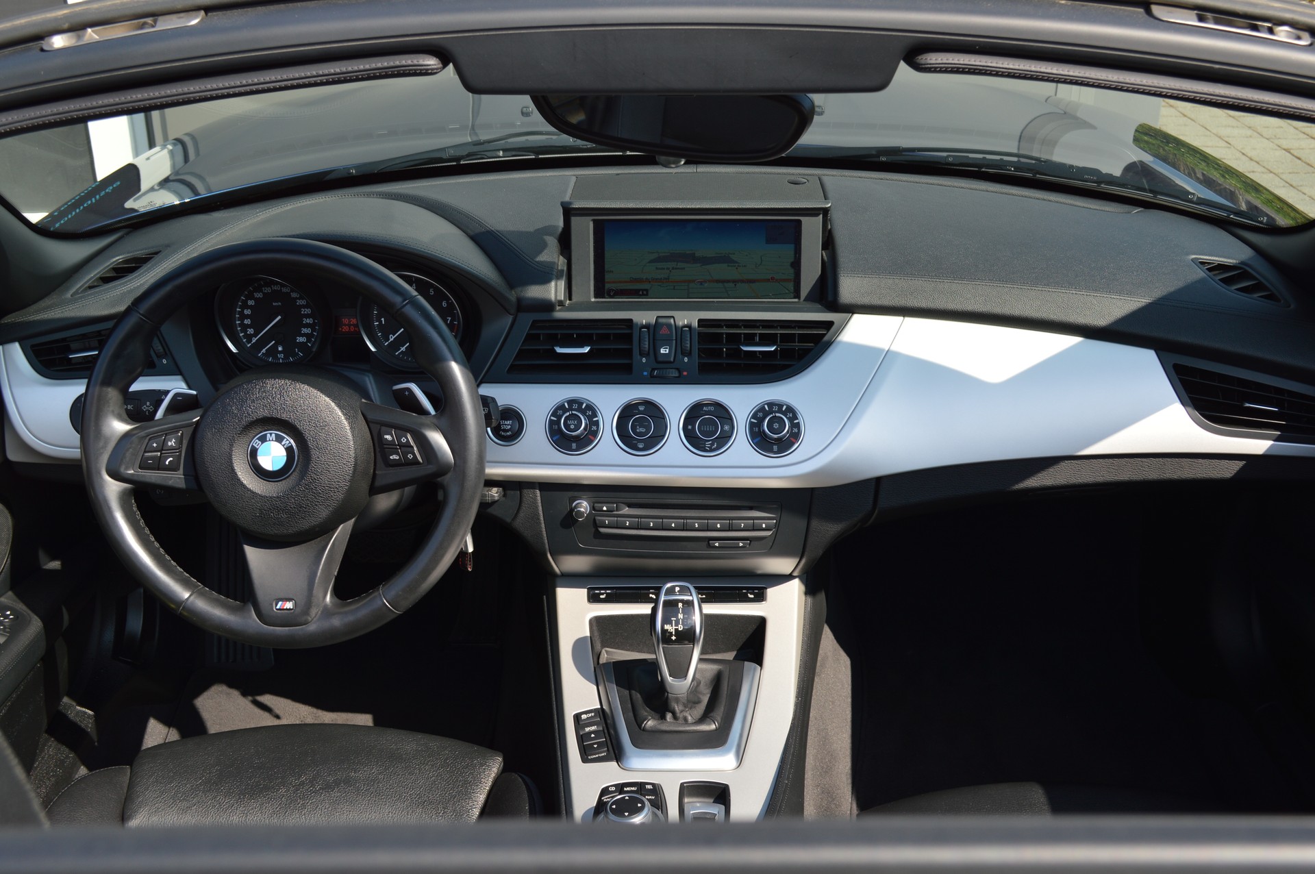 BMW Z4 sDrive28i Steptronic-image-17