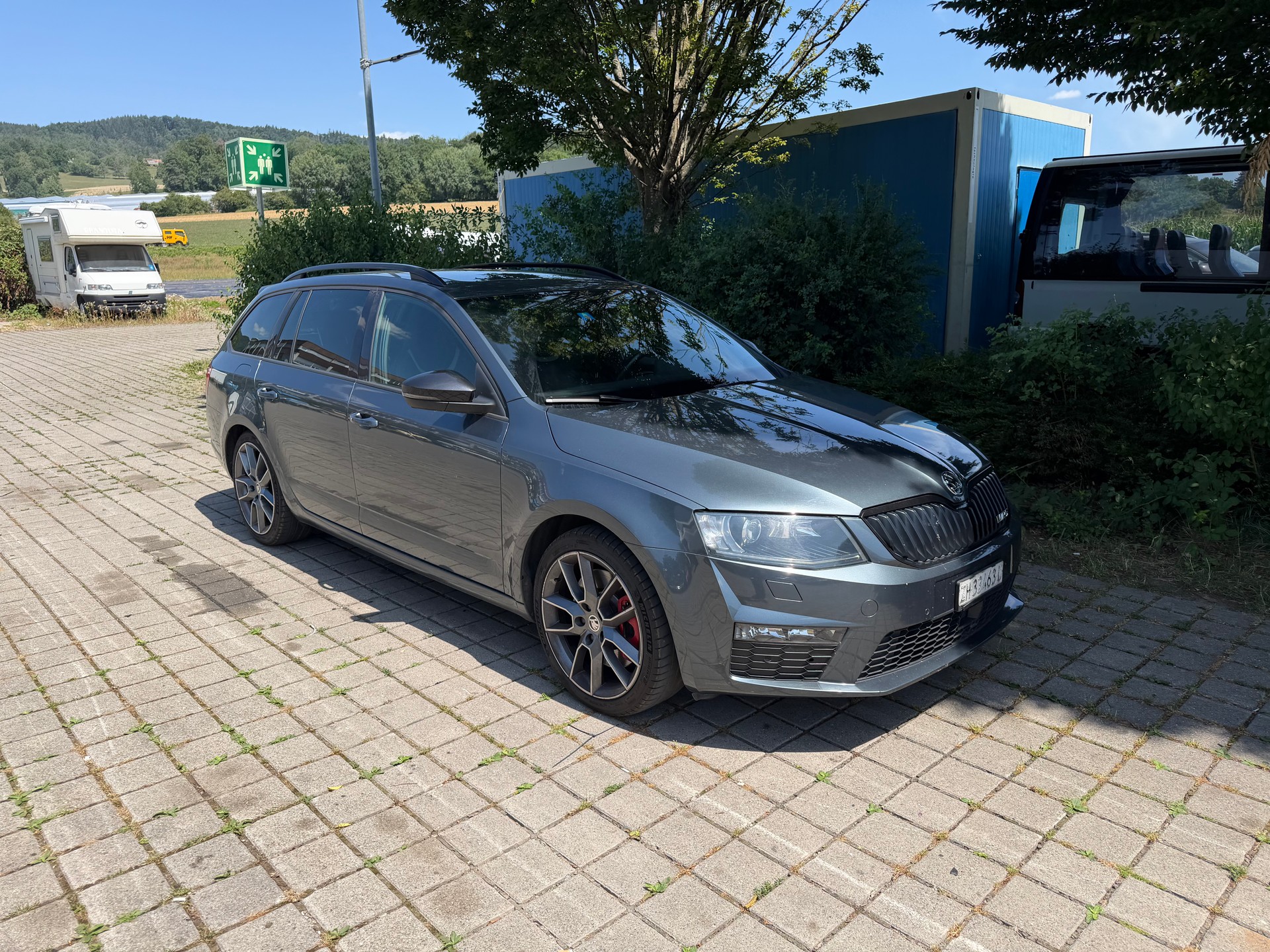 SKODA Octavia Combi 2.0 TDI RS DSG-image-5