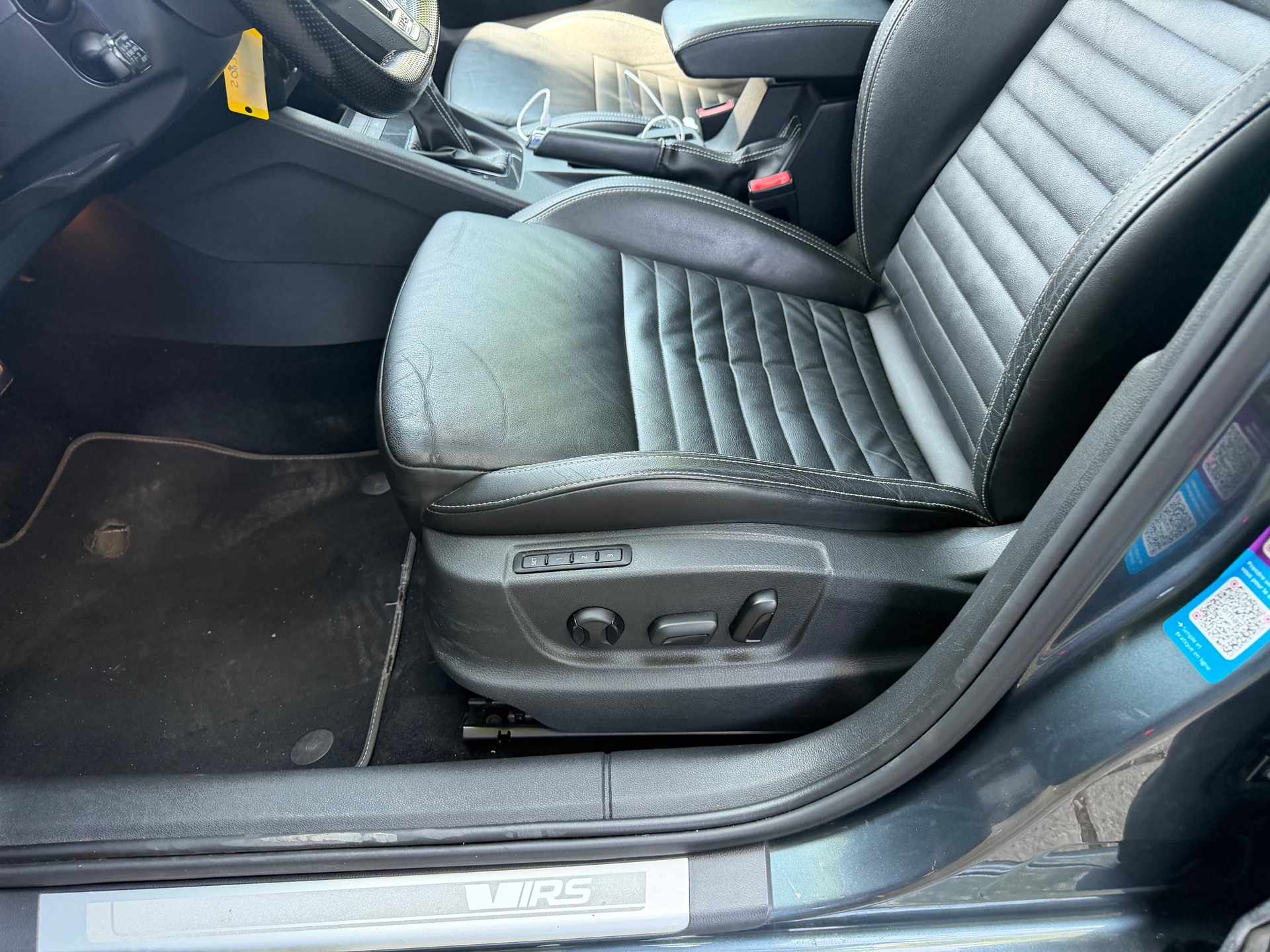 SKODA Octavia Combi 2.0 TDI RS DSG-image-9