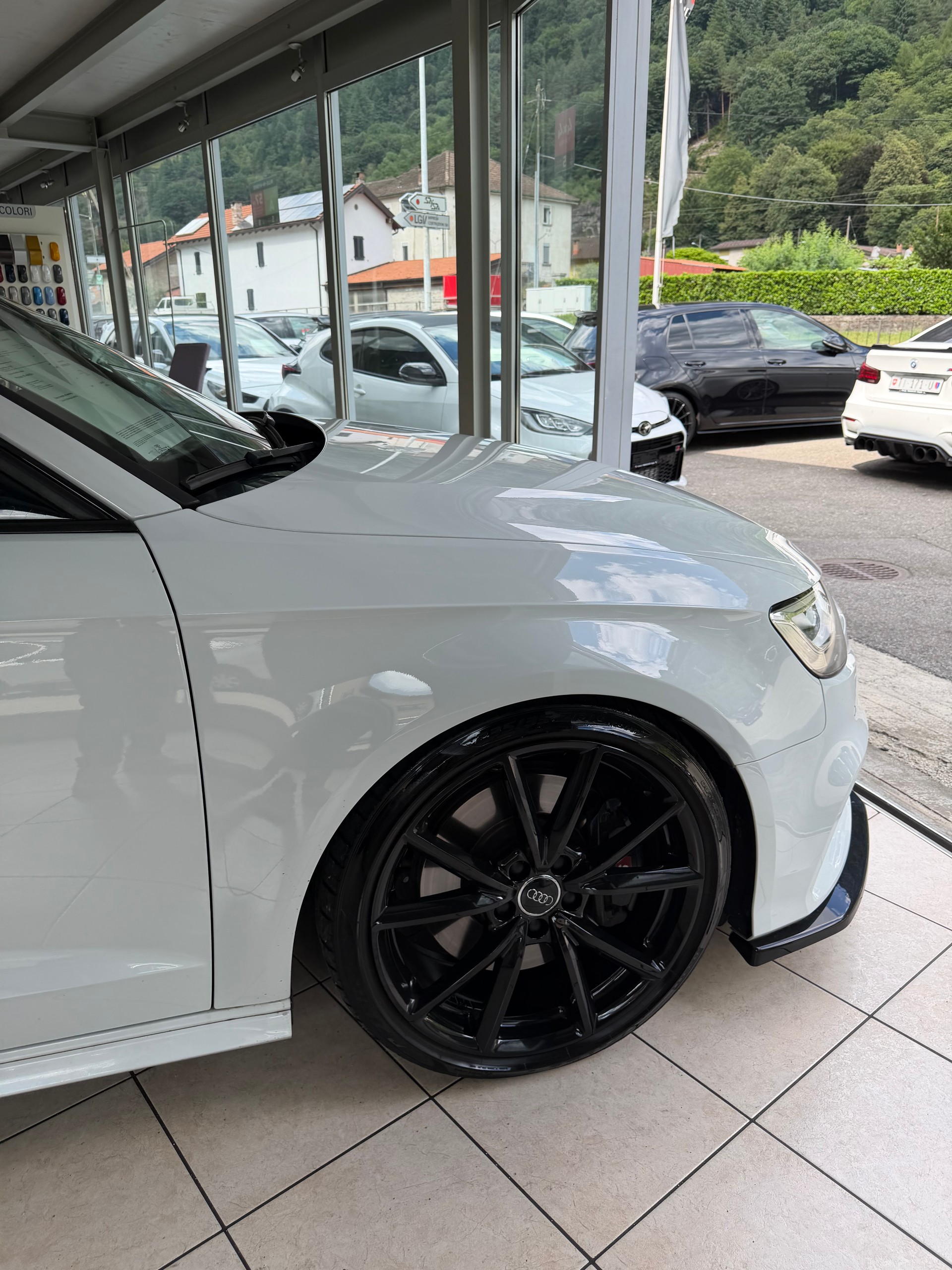 AUDI S3 Sportback 2.0 TFSI quattro S-tronic-image-7