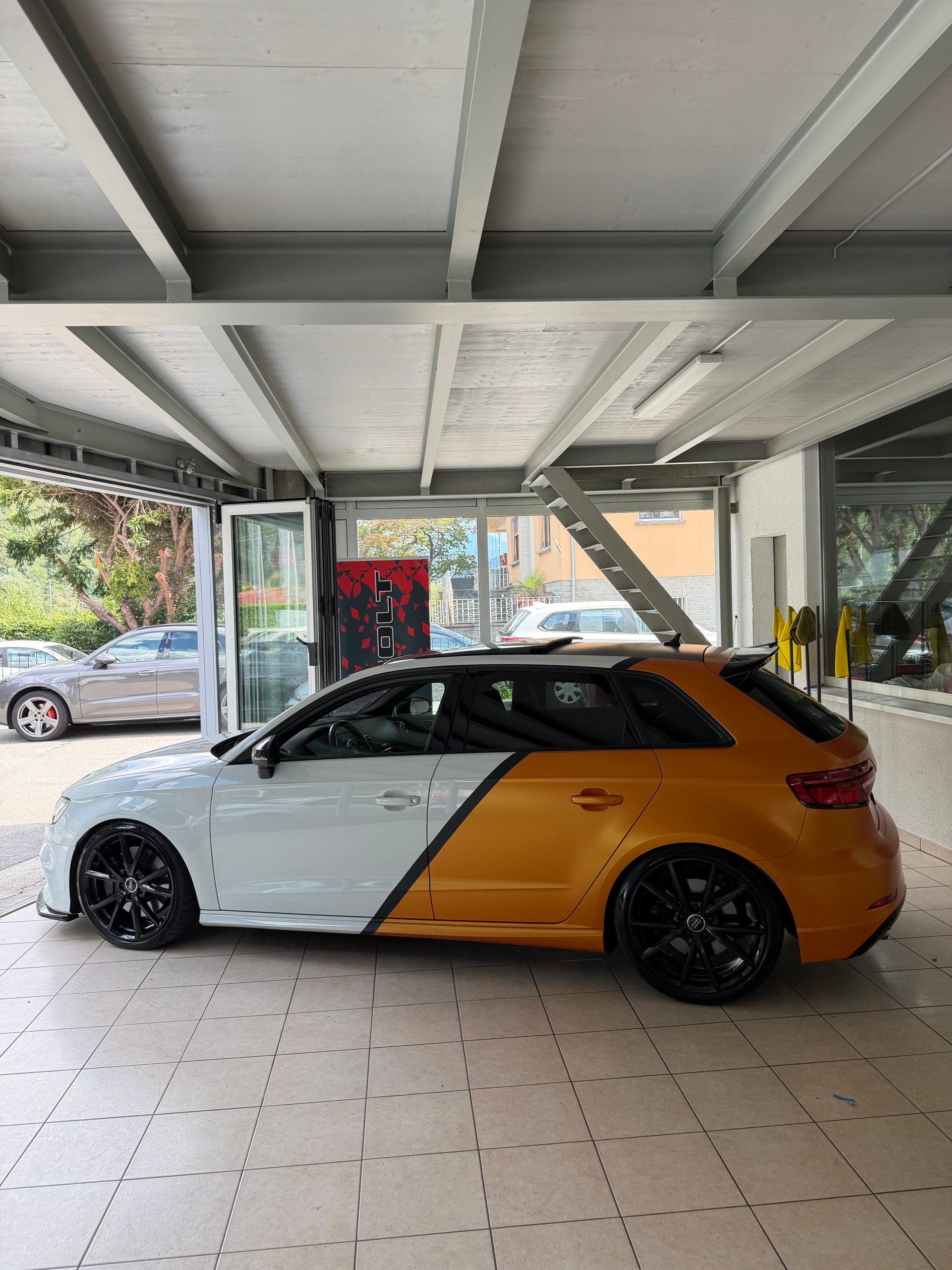 AUDI S3 Sportback 2.0 TFSI quattro S-tronic-image-2